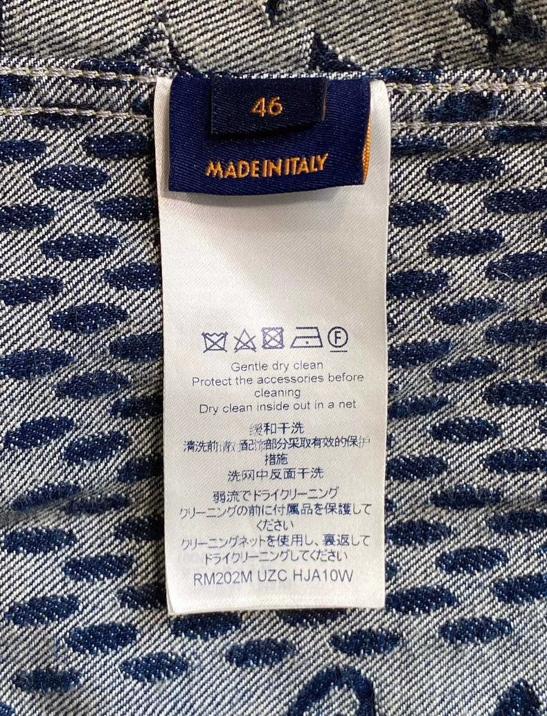 Louis Vuitton Louis Vuitton Navy blue logo full print patchwork jacket 25 Size US S / EU 44-46 / 1 - 6 Thumbnail
