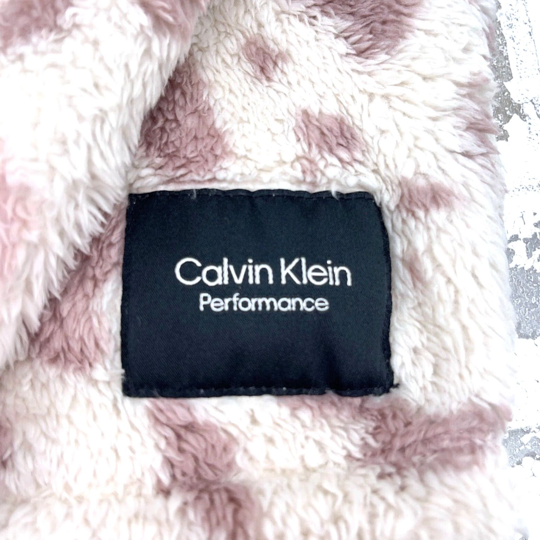 Calvin Klein Calvin Klein Sweatshirt Women Medium Leopard Crop Top Deep Pile Sherpa Sweater Size M / US 6-8 / IT 42-44 - 3 Thumbnail
