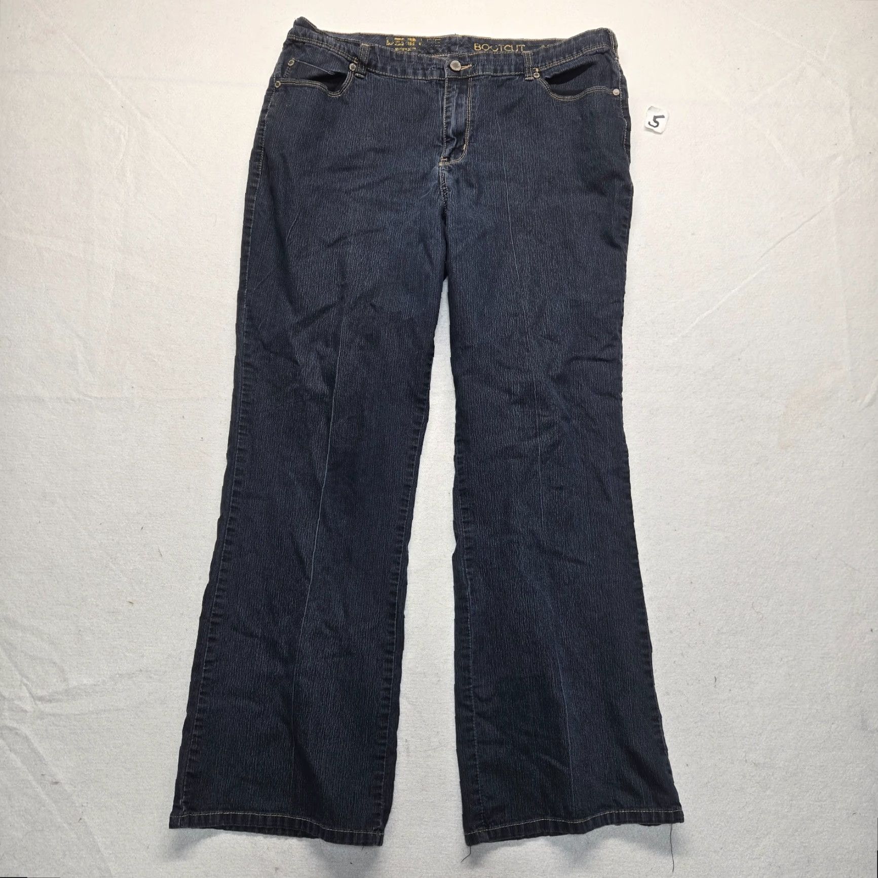 Lee Lee Jeans Women High Rise Bootcut Denim Pants Adult Size 16 Blue 5-Pocket Logo Zipper Button 90s USA Preppy Vintage: No Mens Womens Girls? Size 38" / US 16 / IT 52 - 2 Thumbnail