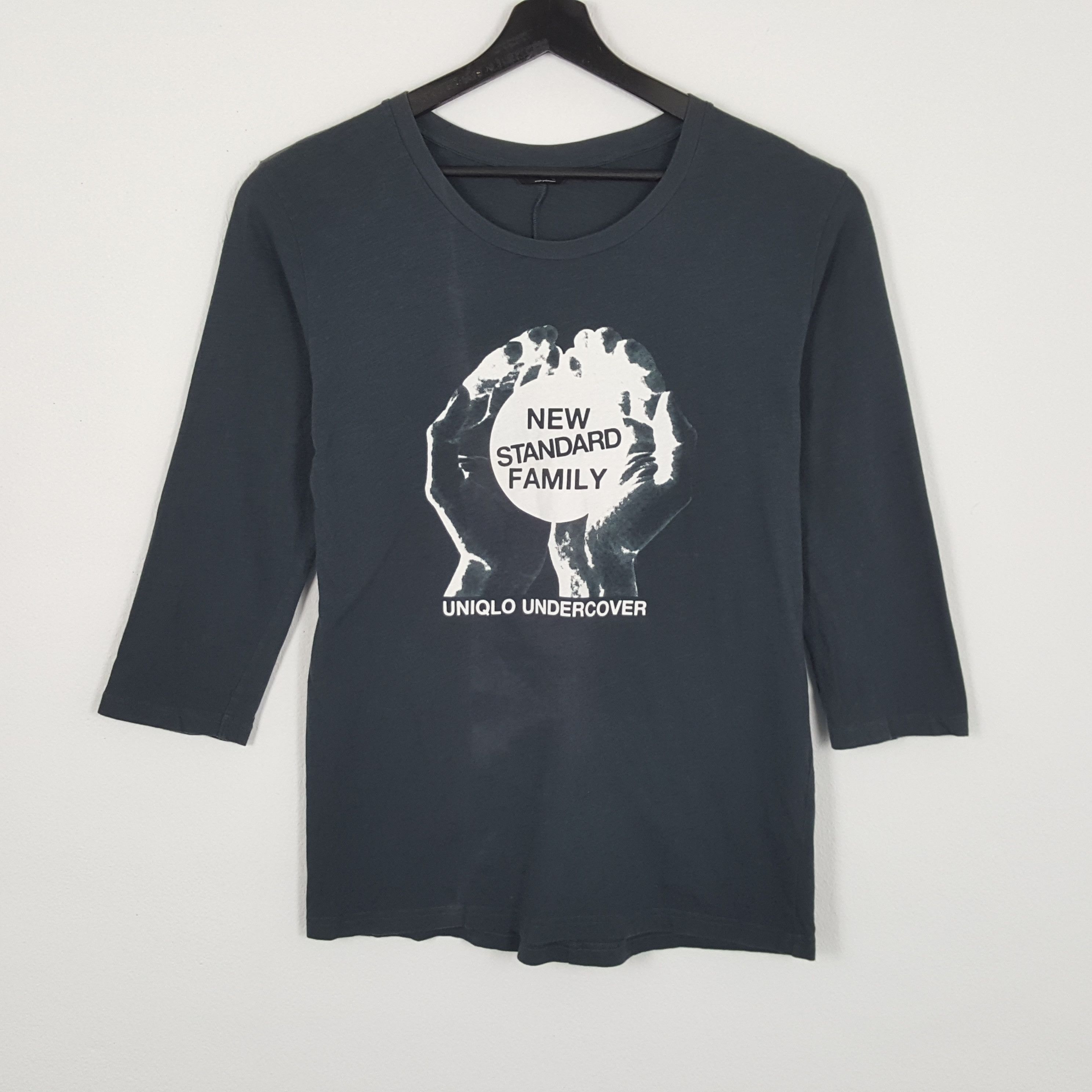 Undercover × Uniqlo × Vintage UNIQLO UNDERCOVER Japanese Brand Streetwear Style Tshirt Size M / US 6-8 / IT 42-44 - 1 Thumbnail