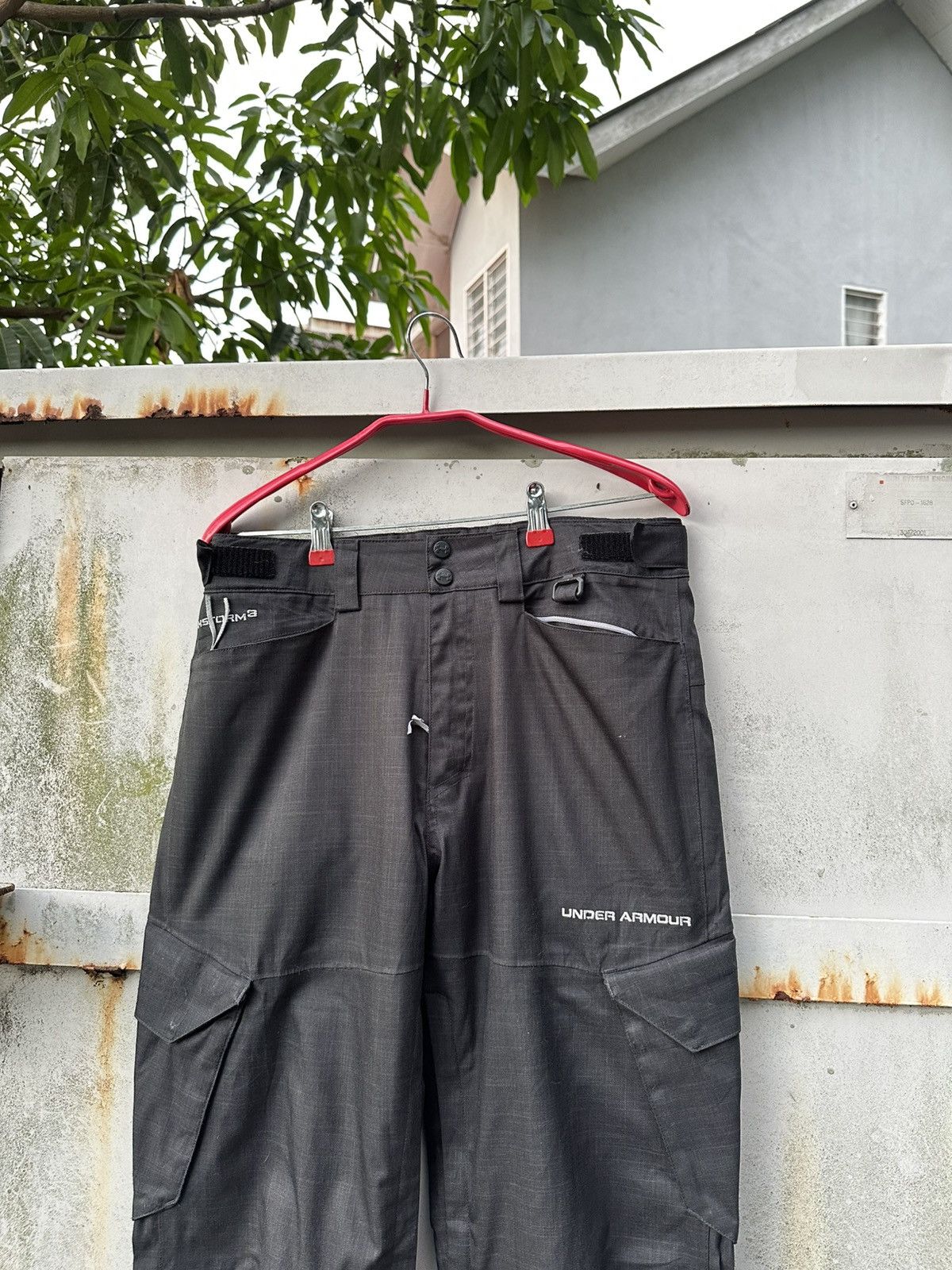 Under Armour 👹Under Armor Tactical Cargo Pants Size US 31 - 4 Thumbnail