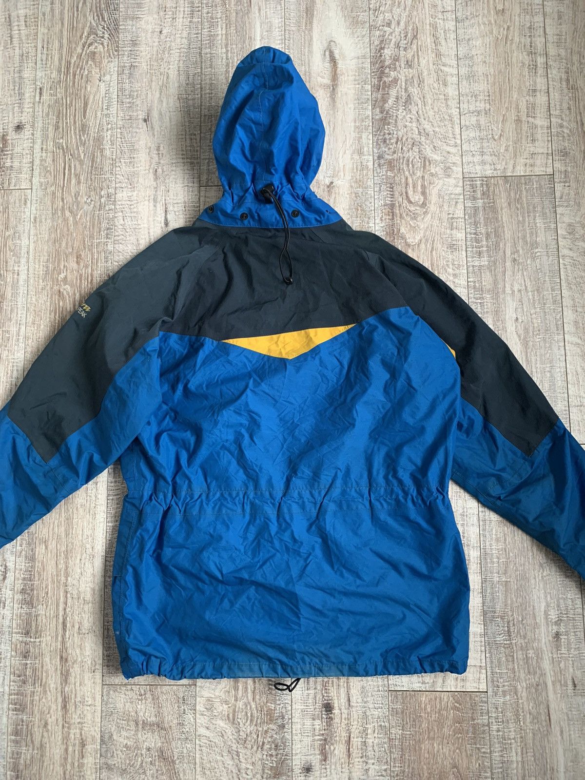 Berghaus × Vintage Vintage berghaus gore tex mera peak jacket Size US L / EU 52-54 / 3 - 18 Thumbnail