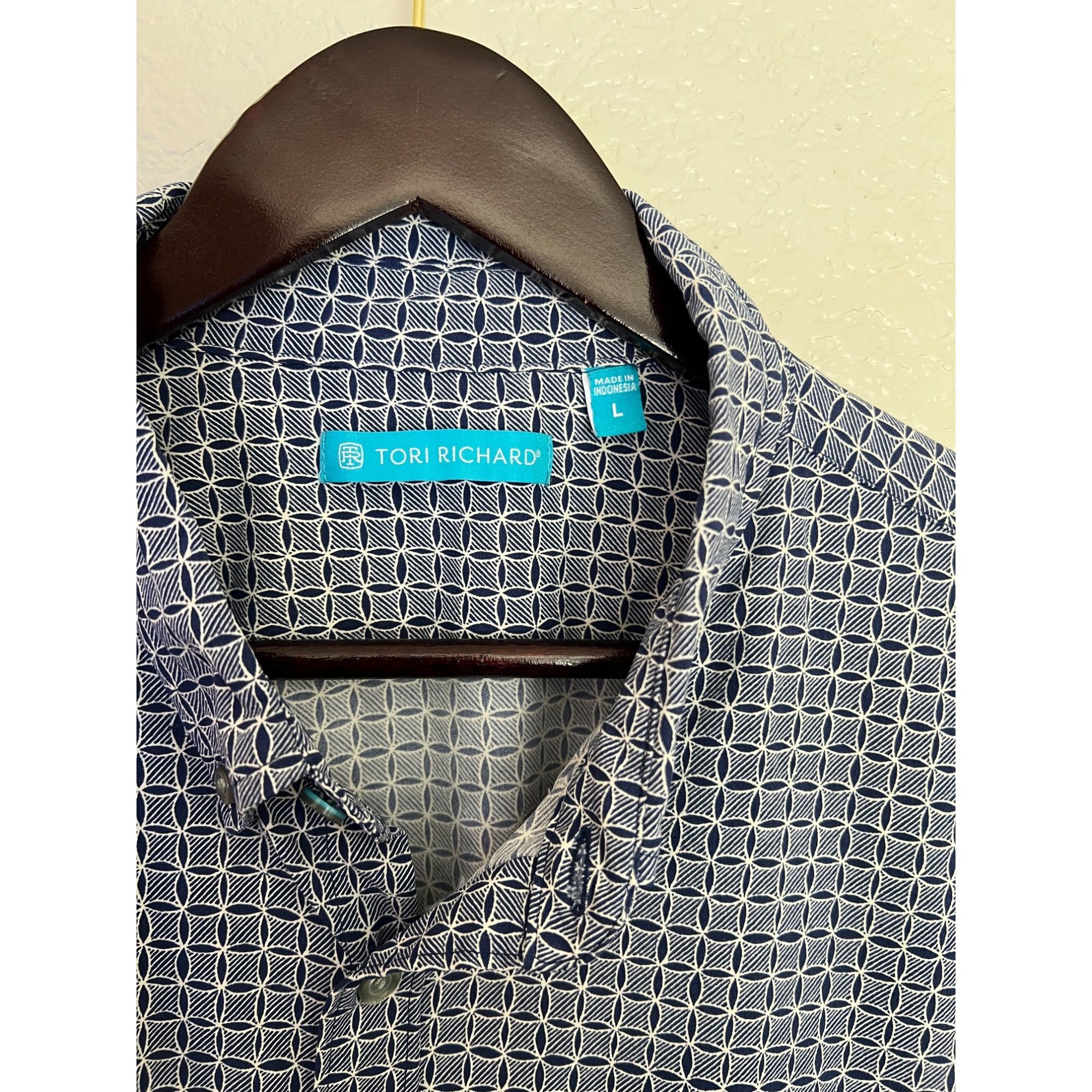 Tori Richard Tori Richard Short Sleeve Button Up Shirt - Size L Size US L / EU 52-54 / 3 - 2 Thumbnail