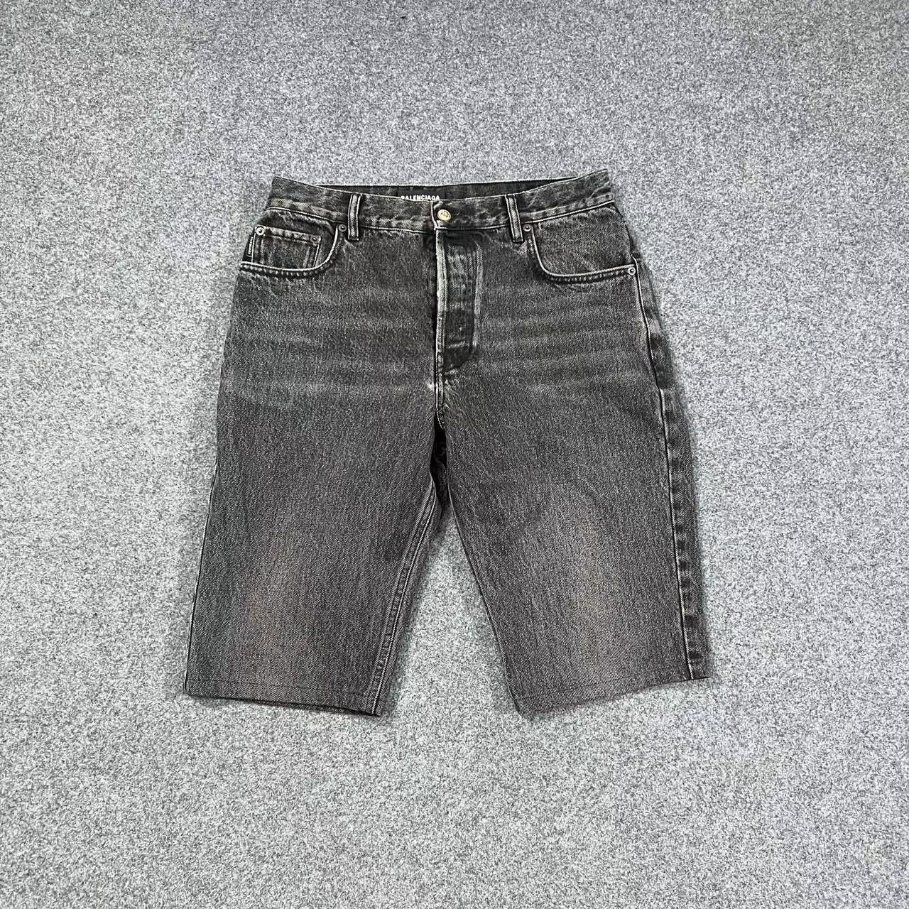 Balenciaga Balenciaga Denim Shorts K28 Size US 32 / EU 48 - 1 Thumbnail