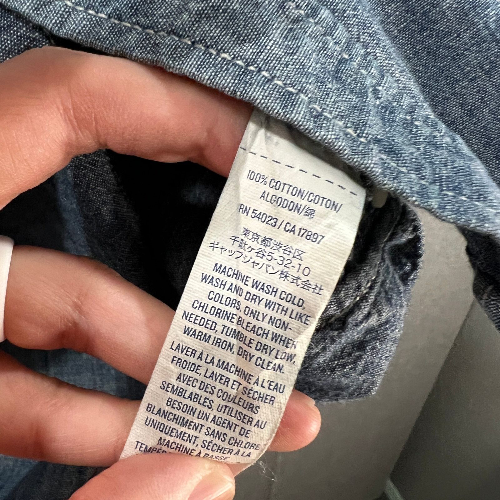 Old Navy Old Navy Men's Long-sleeve Button-up Shirt Blue Size Small Size US S / EU 44-46 / 1 - 7 Thumbnail