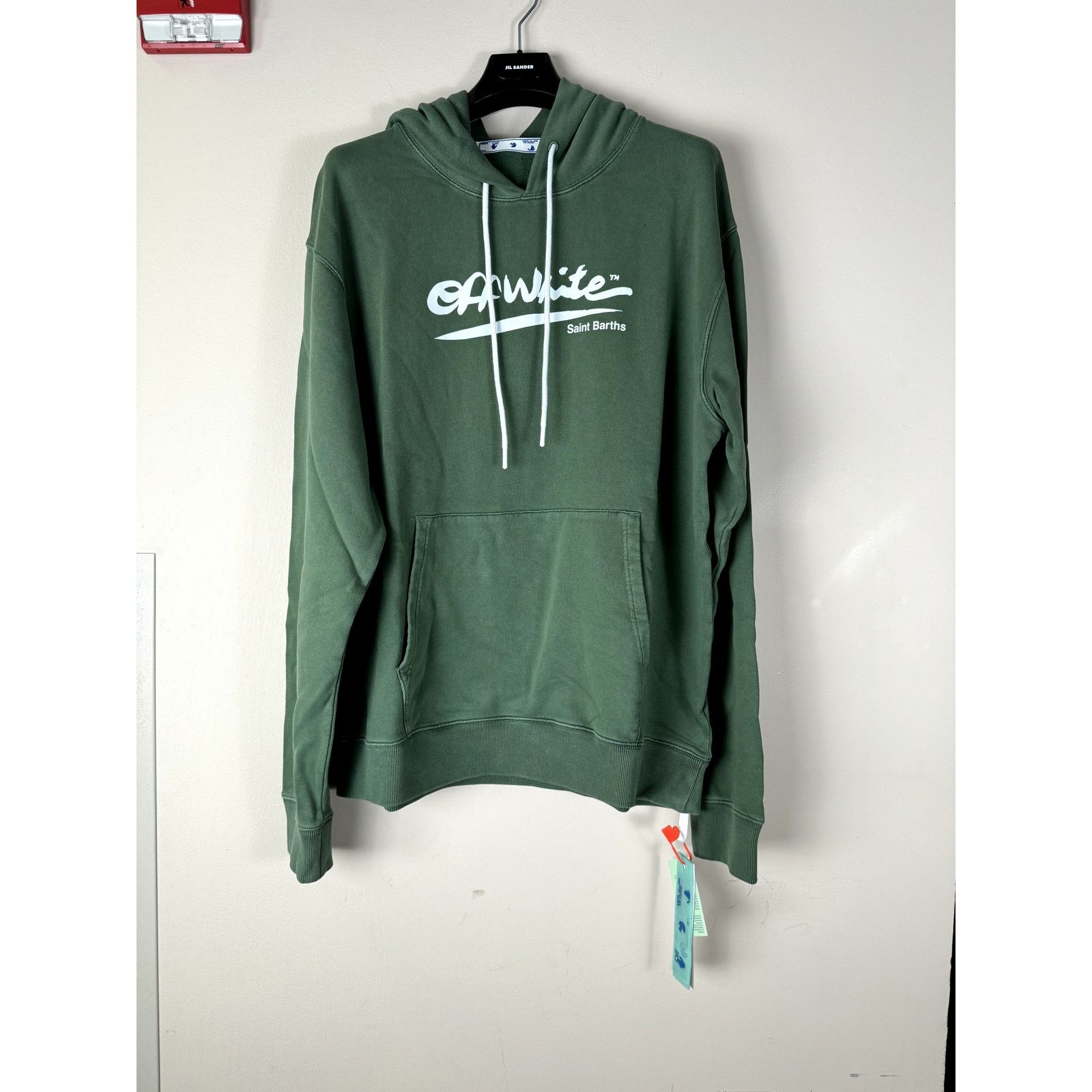 Off-White o1rshd1 SB Slim Arrow Hoodie in Green White Size US XXL / EU 58 / 5 - 1 Thumbnail