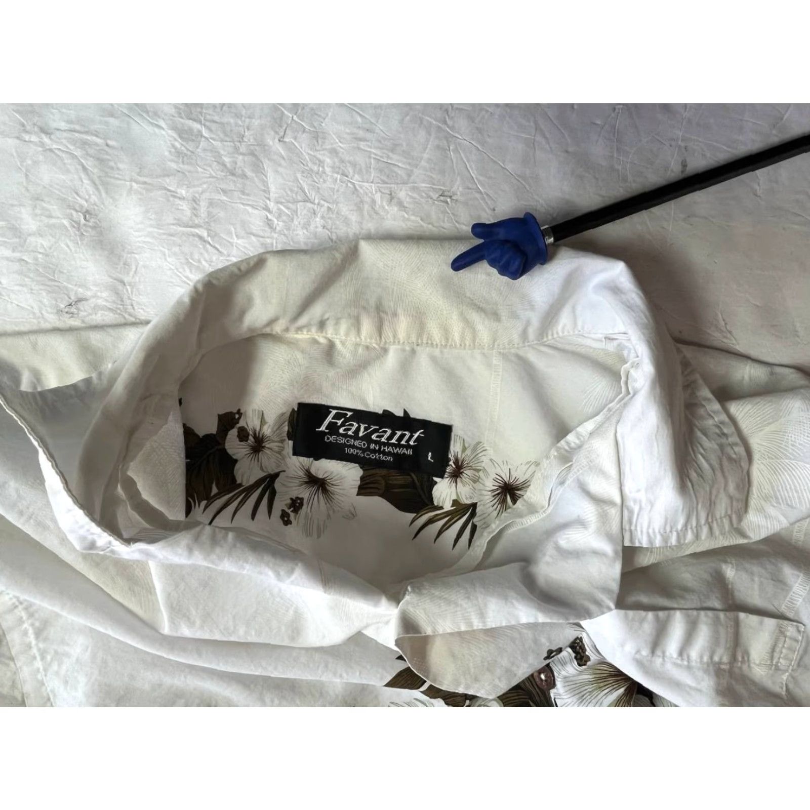 Vintage Favant Hawaii White Floral Short Sleeve Shirt L Mens Shirt Button-Up Casual Flower Pattern White Large Size US L / EU 52-54 / 3 - 7 Thumbnail
