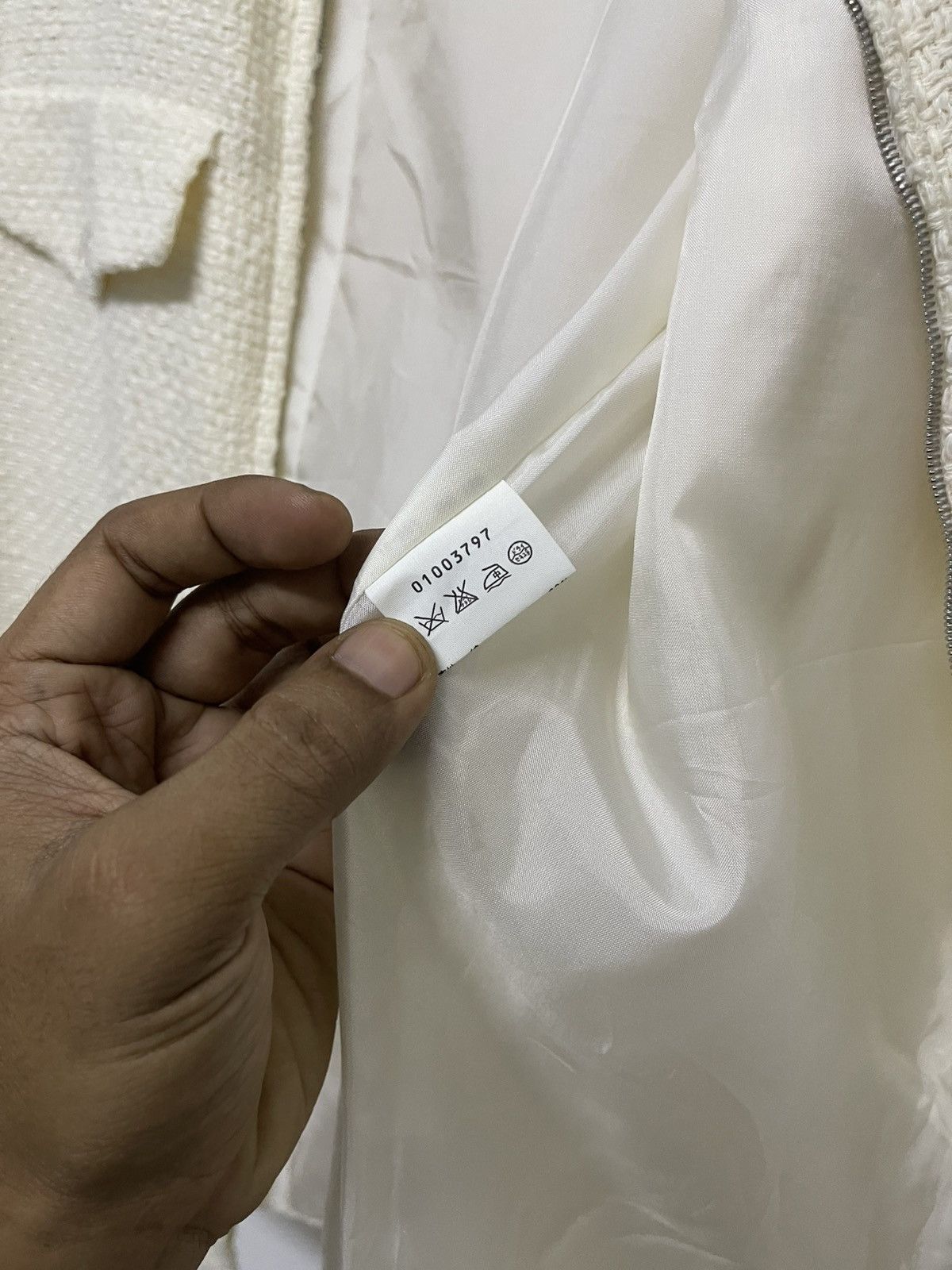 agnes b. 1990s AGNES B OFF-WHITE TEXTURED ZIPPER JACKET Size XS / US 0-2 / IT 36-38 - 16 Thumbnail