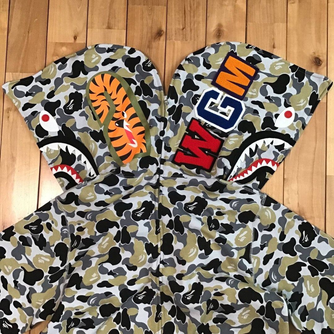 Bape 2024 🔥Ginza Store Camo🔥 BAPE shark full zip hoodie APE Size US L / EU 52-54 / 3 - 2 Thumbnail