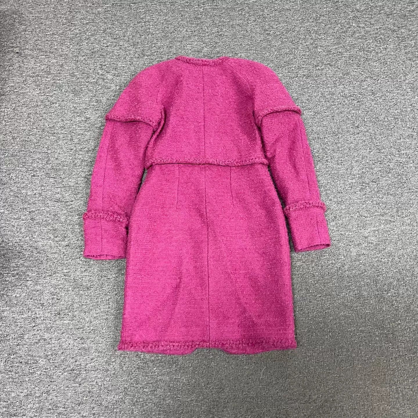 Chanel Chanel Rare Dragon Fruit Pink Tweed Long Coat 34 NWT Size XS / US 0-2 / IT 36-38 - 2 Thumbnail