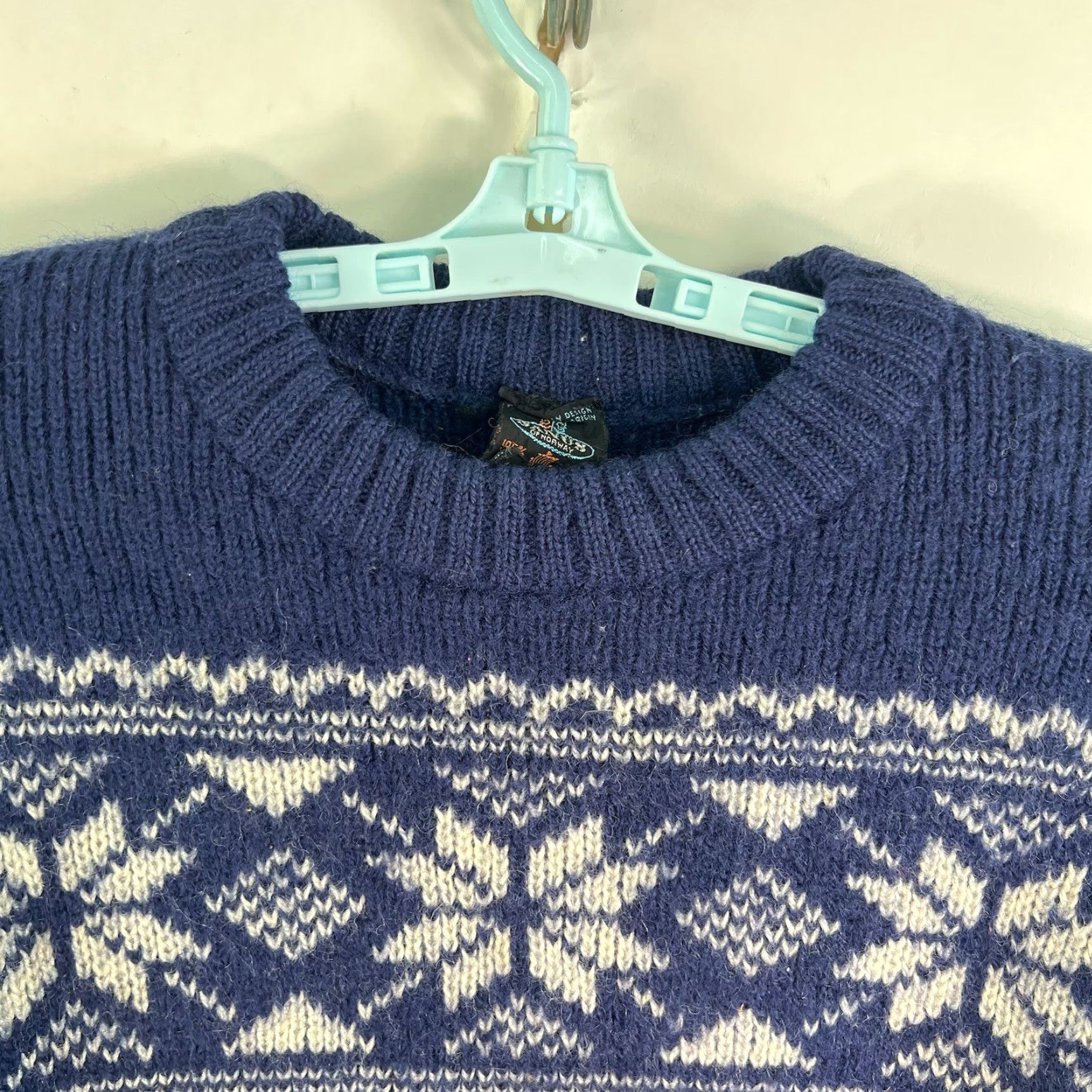 Vintage VINTAGE Janus of Norway Virgin Wool Geometric Winter Sweater Womens Size S Blue 90s Size S / US 4 / IT 40 - 3 Thumbnail