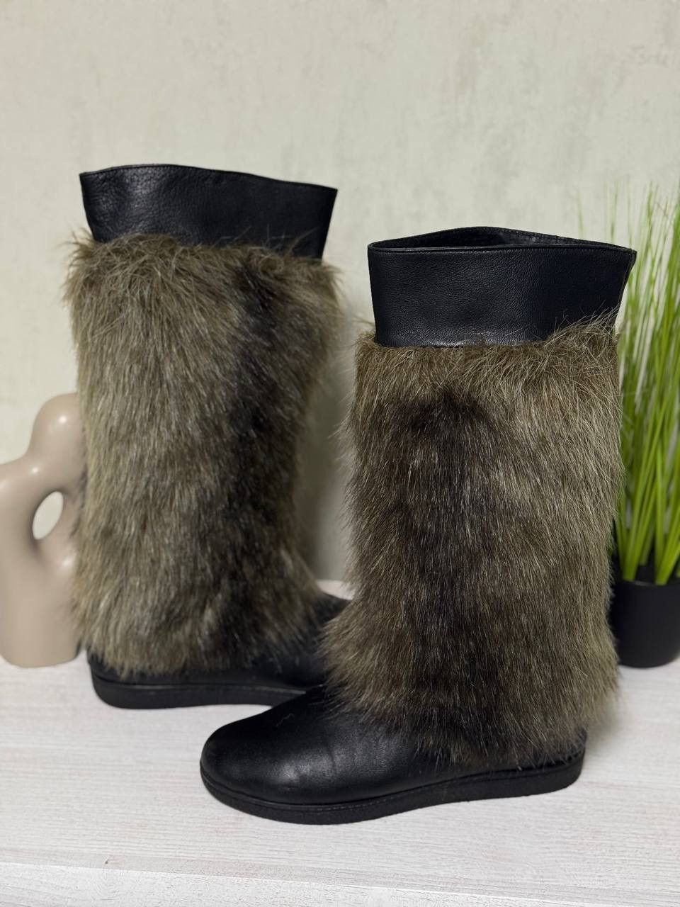 POST ARCHIVE FACTION (PAF) VTG Women's boots with fur boots Size 38 00s Hype Trend Size US 8 / IT 38 - 1 Thumbnail