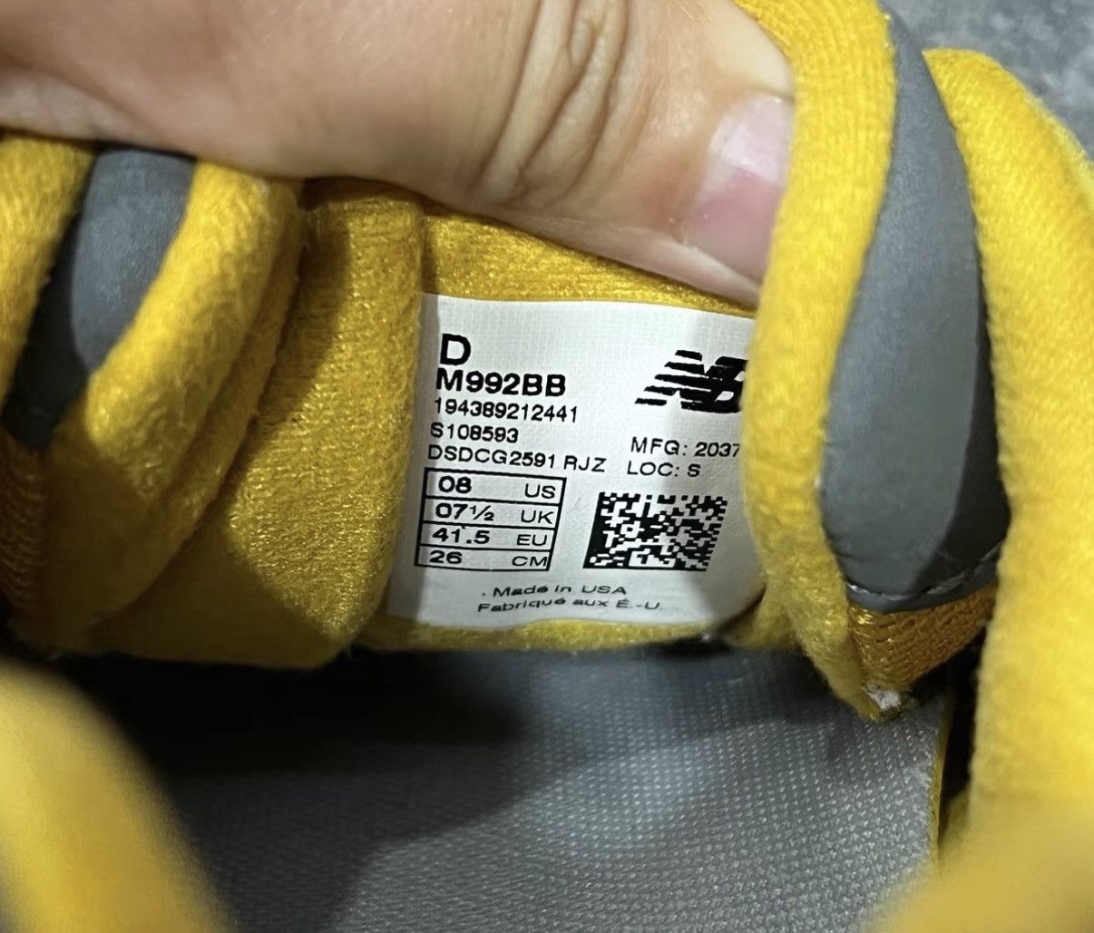 New Balance New Balance 992 Retro Low Running Shoes J16 Size US 8.5 / EU 41-42 - 3 Thumbnail