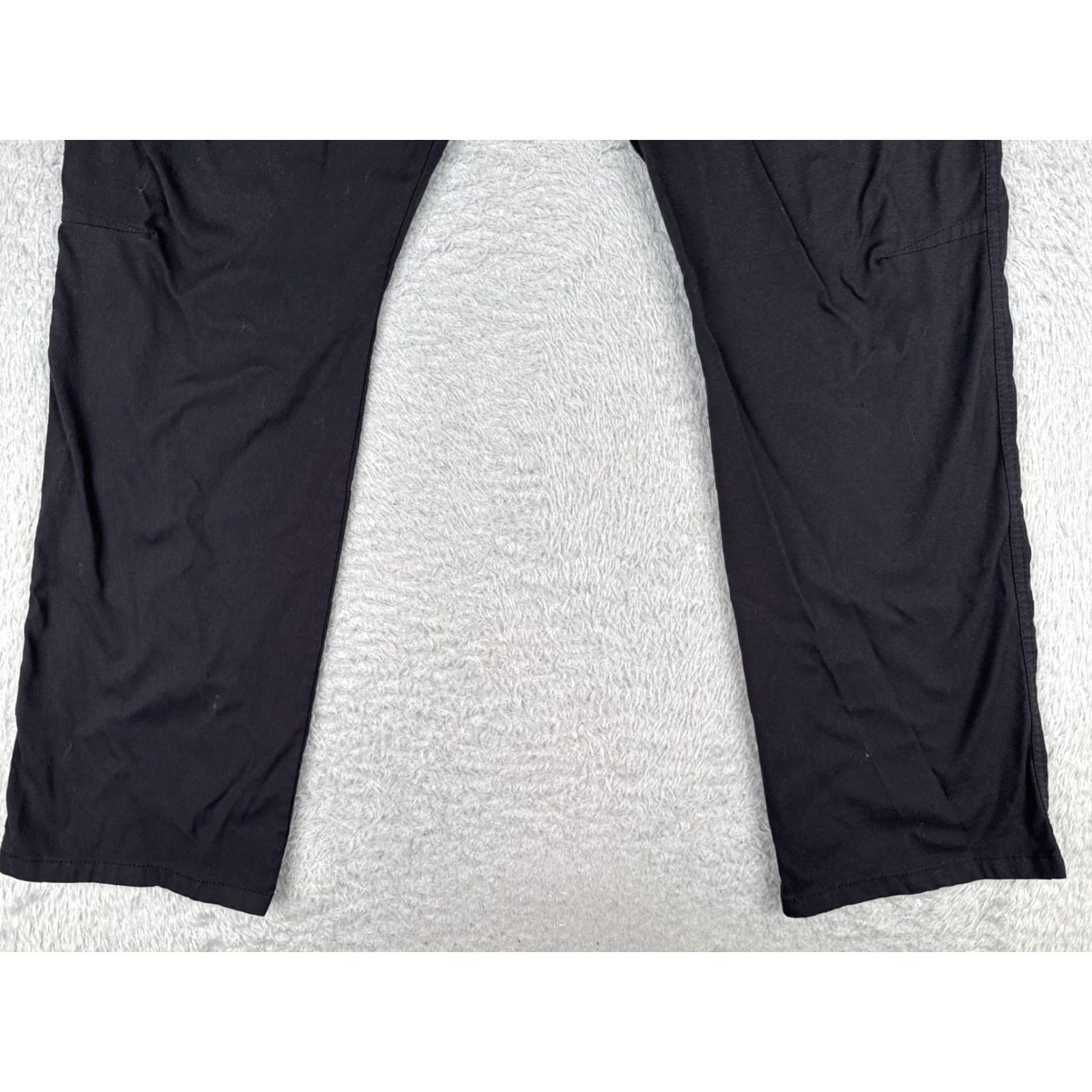 Wrangler Wrangler Pants Men 38 Black Hiking Straight Leg Gusseted Knees Nylon Blend 38x30 Size US 38 / EU 54 - 2 Thumbnail