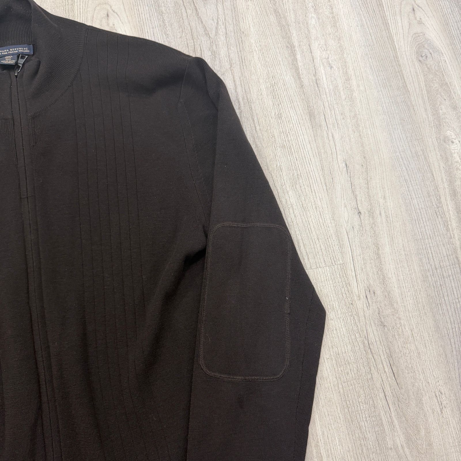 Banana Republic Vintage Banana Republic Merino Wool Full Zip Sweater Size US XL / EU 56 / 4 - 3 Thumbnail