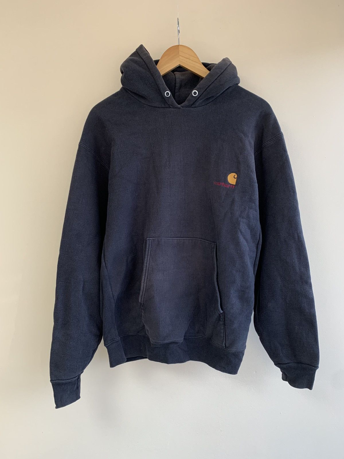 Carhartt Vintage 80s Carhartt Star Tag Black Hoodie Faded Men’s Size US M / EU 48-50 / 2 - 1 Thumbnail