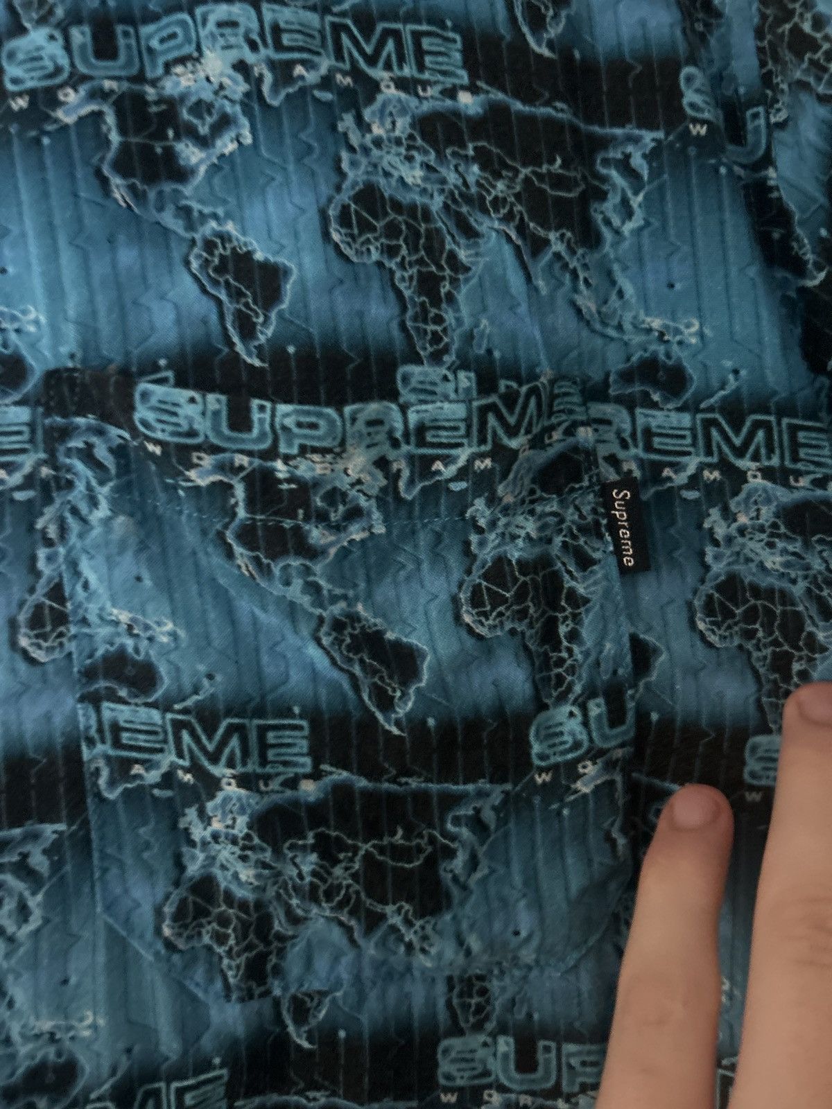 Supreme Supreme World Famous Rayon S/S 2018 Short Sleeve Button Up Size US M / EU 48-50 / 2 - 2 Thumbnail