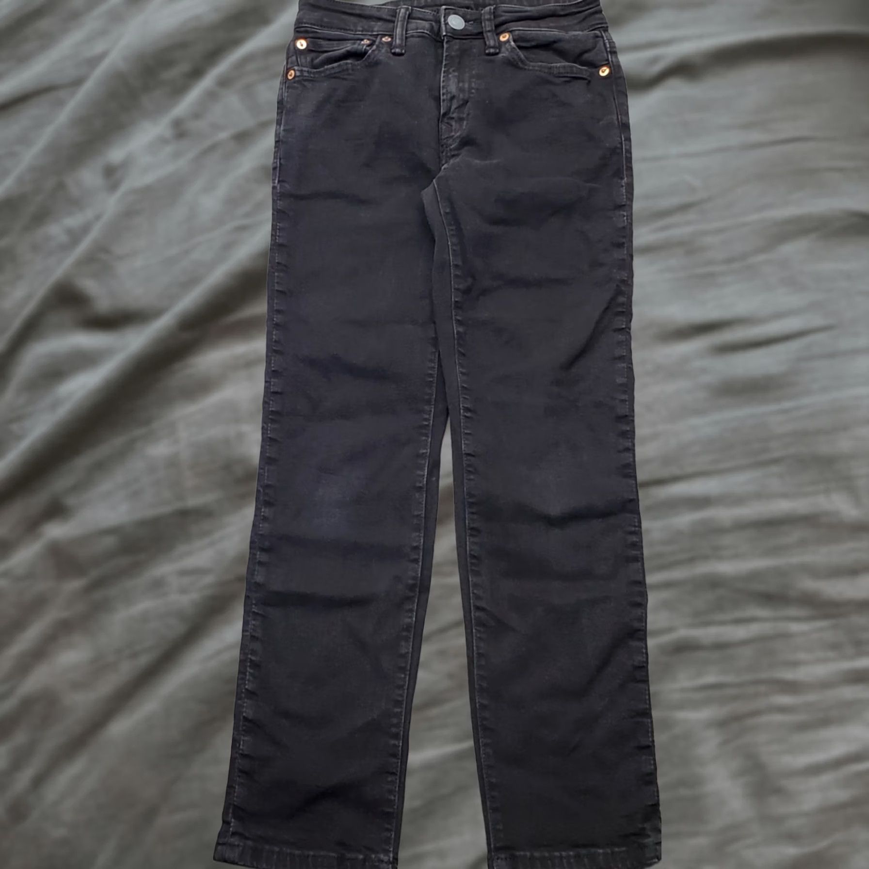 American Eagle Outfitters Womens American Eagle Outfitters Jeans 26 Straight-Leg Black Denim - 5-Pocket, Regular Fit, Inseam 25.5", Dark Wash, Streetwear Size 26" / US 2 / IT 38 - 1 Thumbnail
