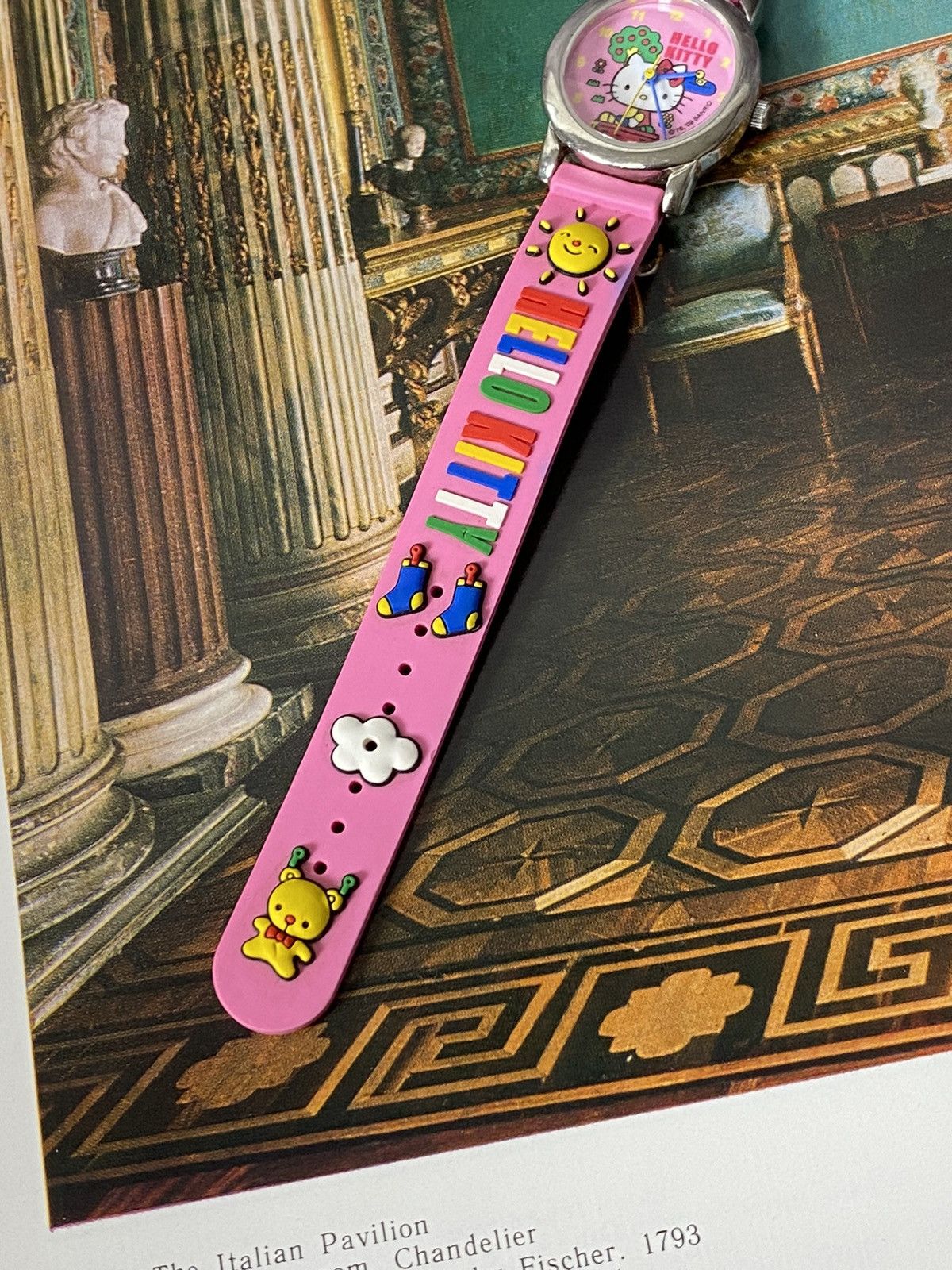 Japanese Brand Hello Kitty Watch: 2009 Sanrio Kit and Friends Size ONE SIZE - 4 Thumbnail