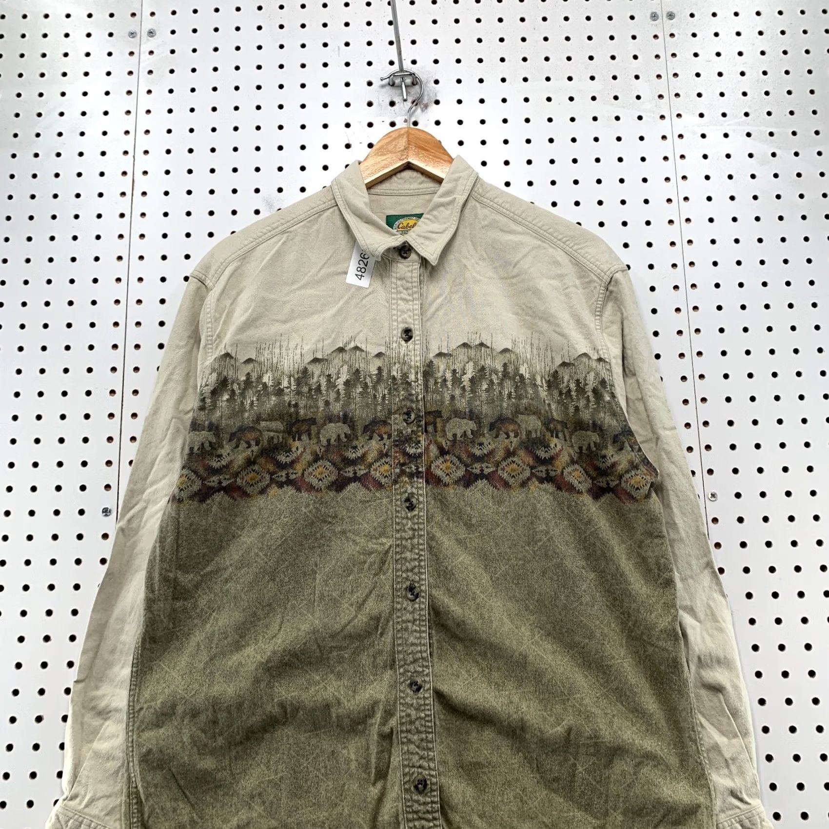 Vintage Cabela's Button Down Shirt Womens Large Beige Aztex Nature Long Sleeve Shirt womens L Beige Aztec Nature Button-Up Men/Women Not specified Size L / US 10 / IT 46 - 4 Thumbnail