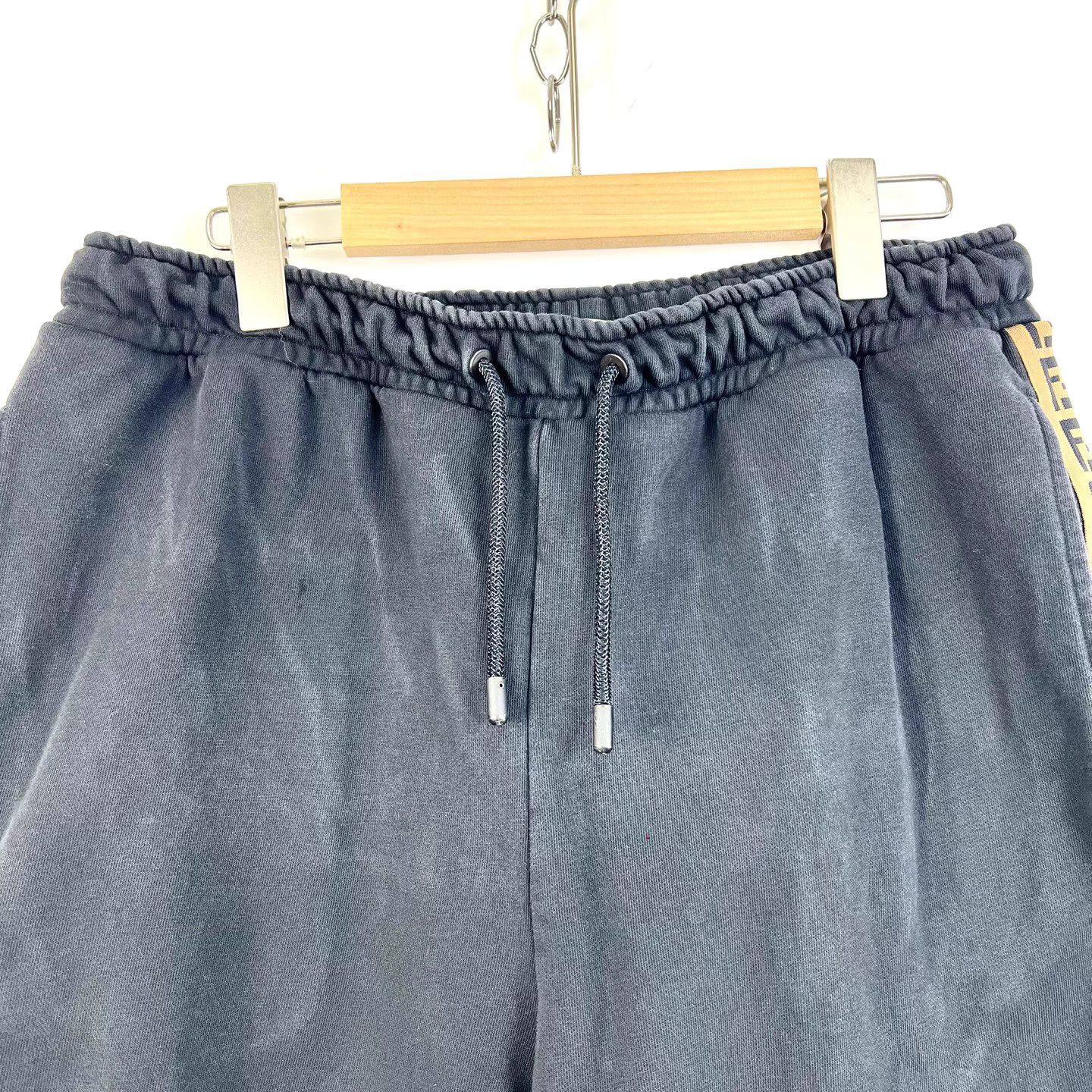 Fendi Fendi Black Side Logo Tape Track Shorts K12 Size US 34 / EU 50 - 5 Thumbnail