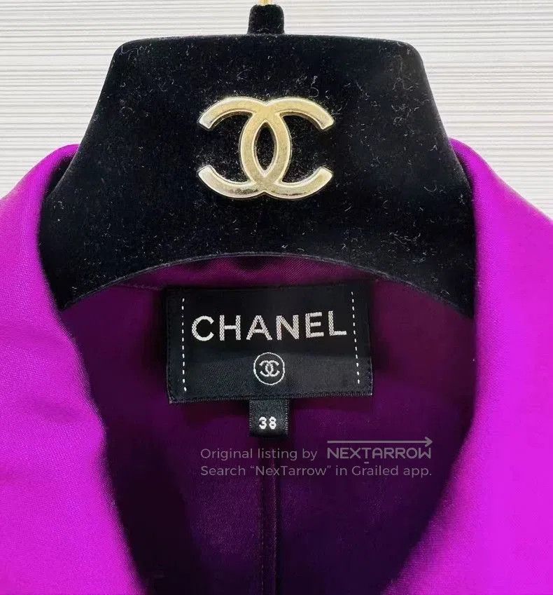 Chanel Chanel Purple Silk Gem Button Shirt. Size US M / EU 48-50 / 2 - 2 Thumbnail