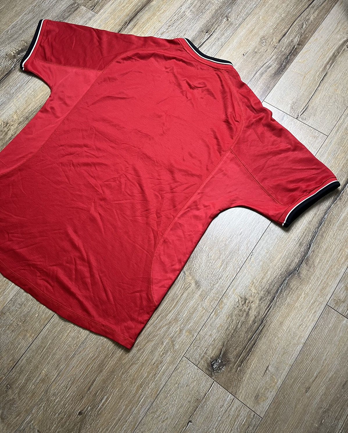 Other VINTAGE UMBRO MANCHESTER UNITED 2002 JERSEY Size US L / EU 52-54 / 3 - 8 Thumbnail