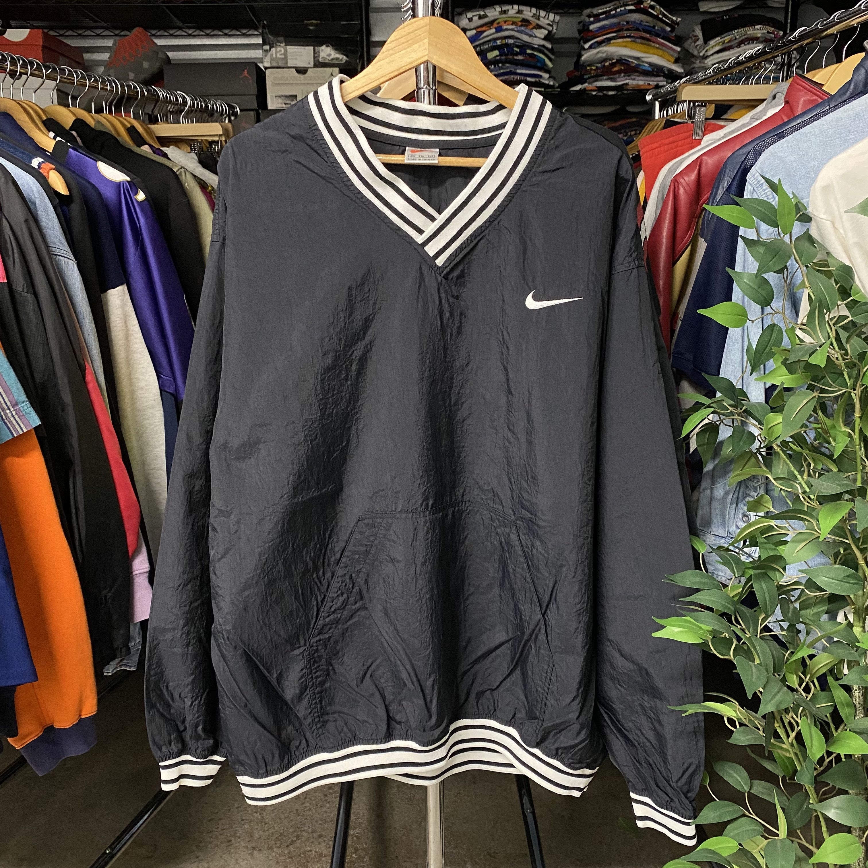 Nike VINTAGE 90s NIKE WINDBREAKER PULLOVER Size US XXL / EU 58 / 5 - 1 Thumbnail