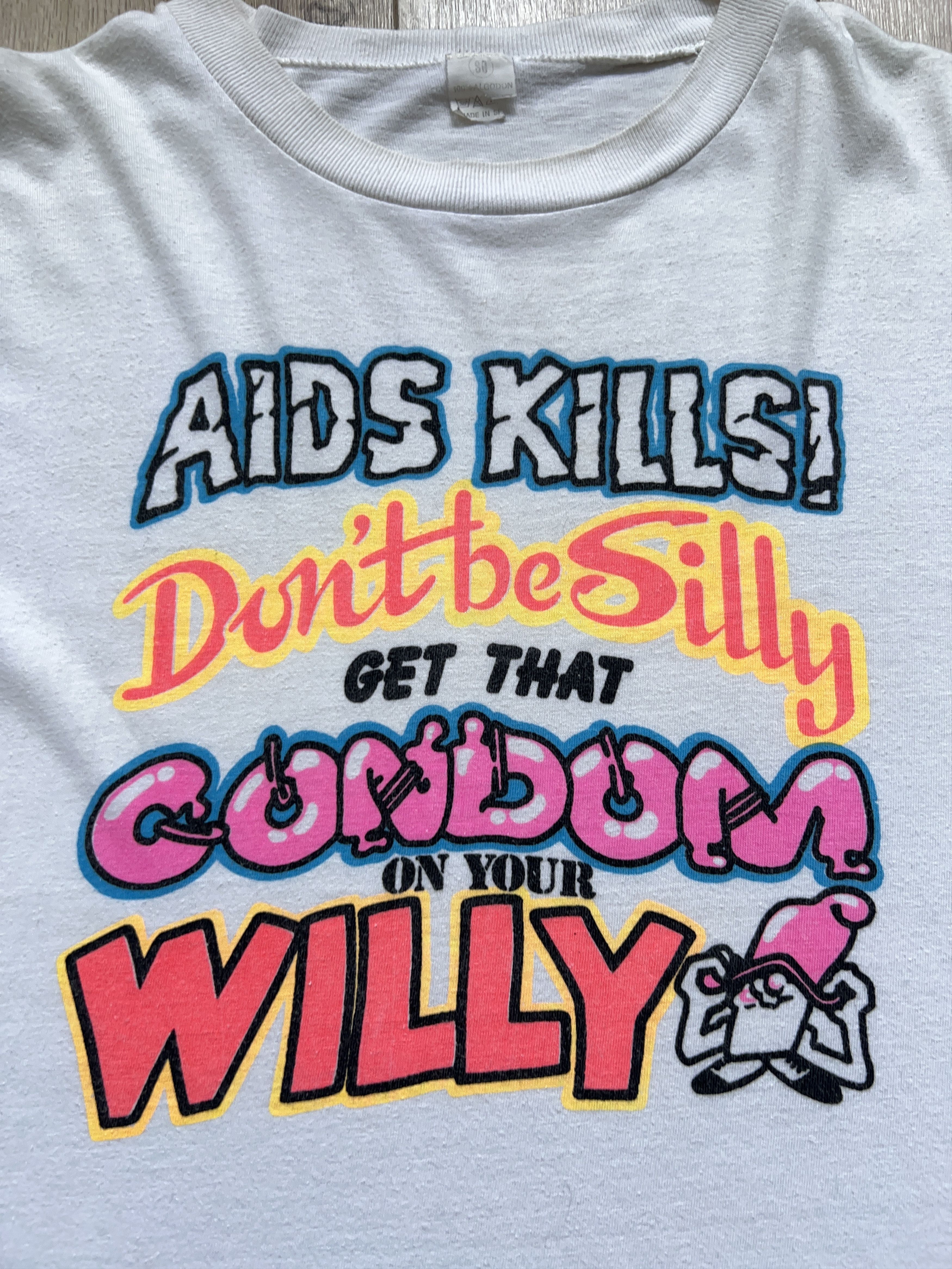 Vintage Aids Kills Don't Be Silly Get That Condom Funny Tee Parody Size US XL / EU 56 / 4 - 4 Thumbnail