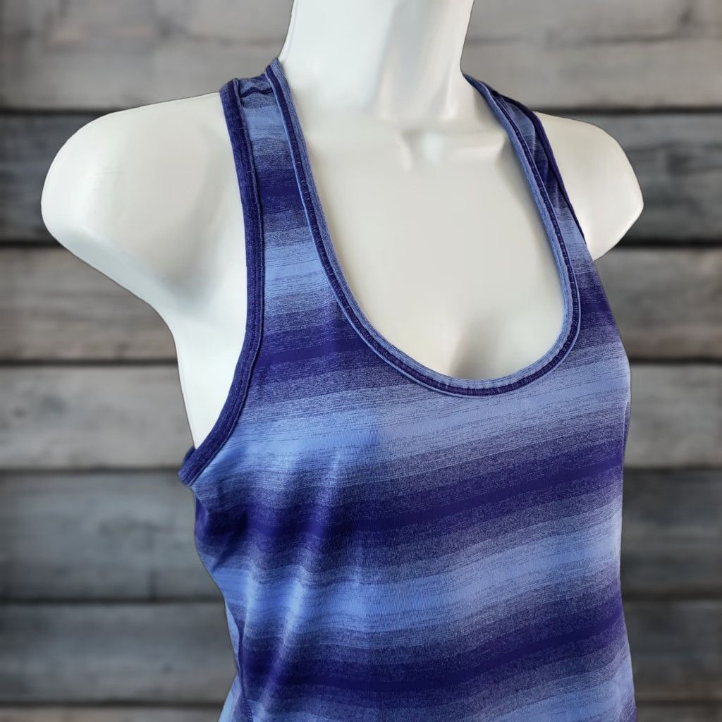 Athleta Athleta Chi Ombre Tank Small Blue Striped Scoop Neck Racerback Womens Size ONE SIZE - 1 Thumbnail