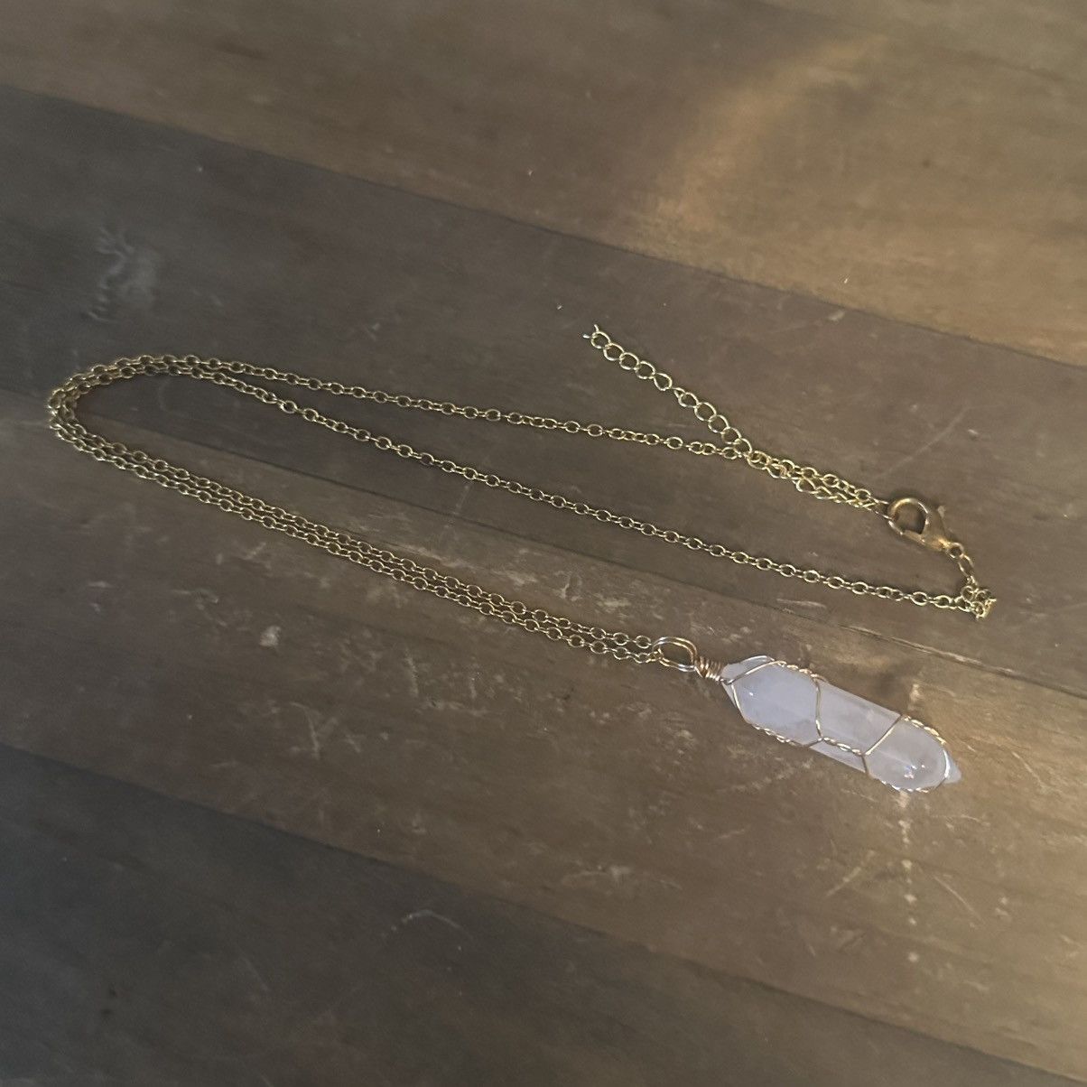Other Gold tone wire wrapped clear crystal quartz pendant necklace Size ONE SIZE - 2 Thumbnail