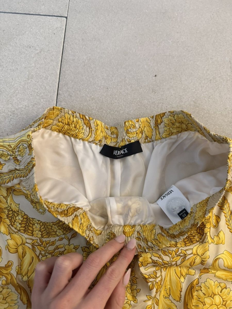 Versace Versace Beige & Yellow Barocco Silk Shirt & Shorts Set Size US L / EU 52-54 / 3 - 11 Thumbnail