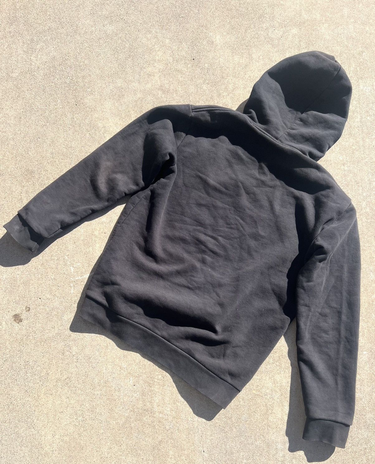 Adidas × Vintage Vintage black adidas hoodie. Size US M / EU 48-50 / 2 - 2 Thumbnail