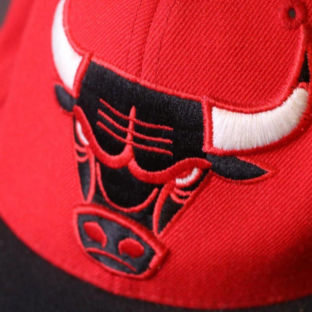Universal Overall Chicago Chicago Bulls Fitted Hat Mitchell & Ness Mens Hardwood Cap Size ONE SIZE - 3 Thumbnail