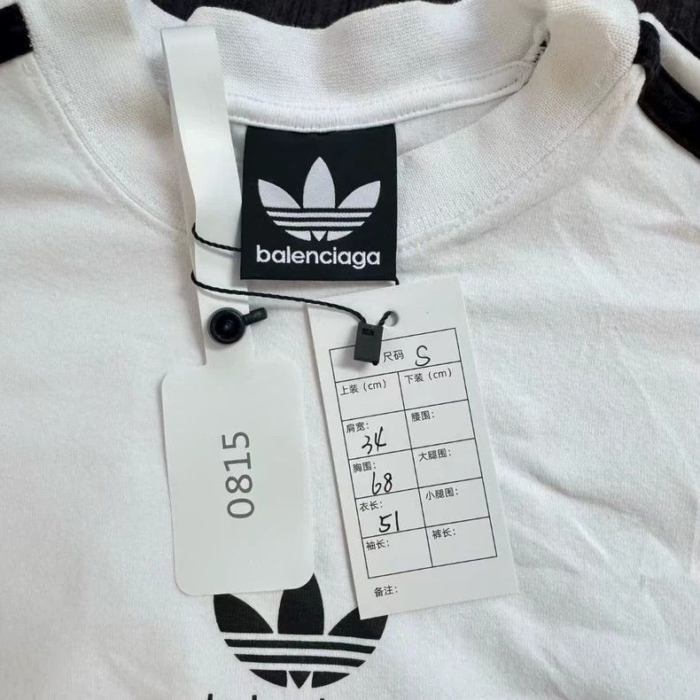 Balenciaga Balenciaga Adidas Co-branded Short Sleeve Size US S / EU 44-46 / 1 - 2 Thumbnail