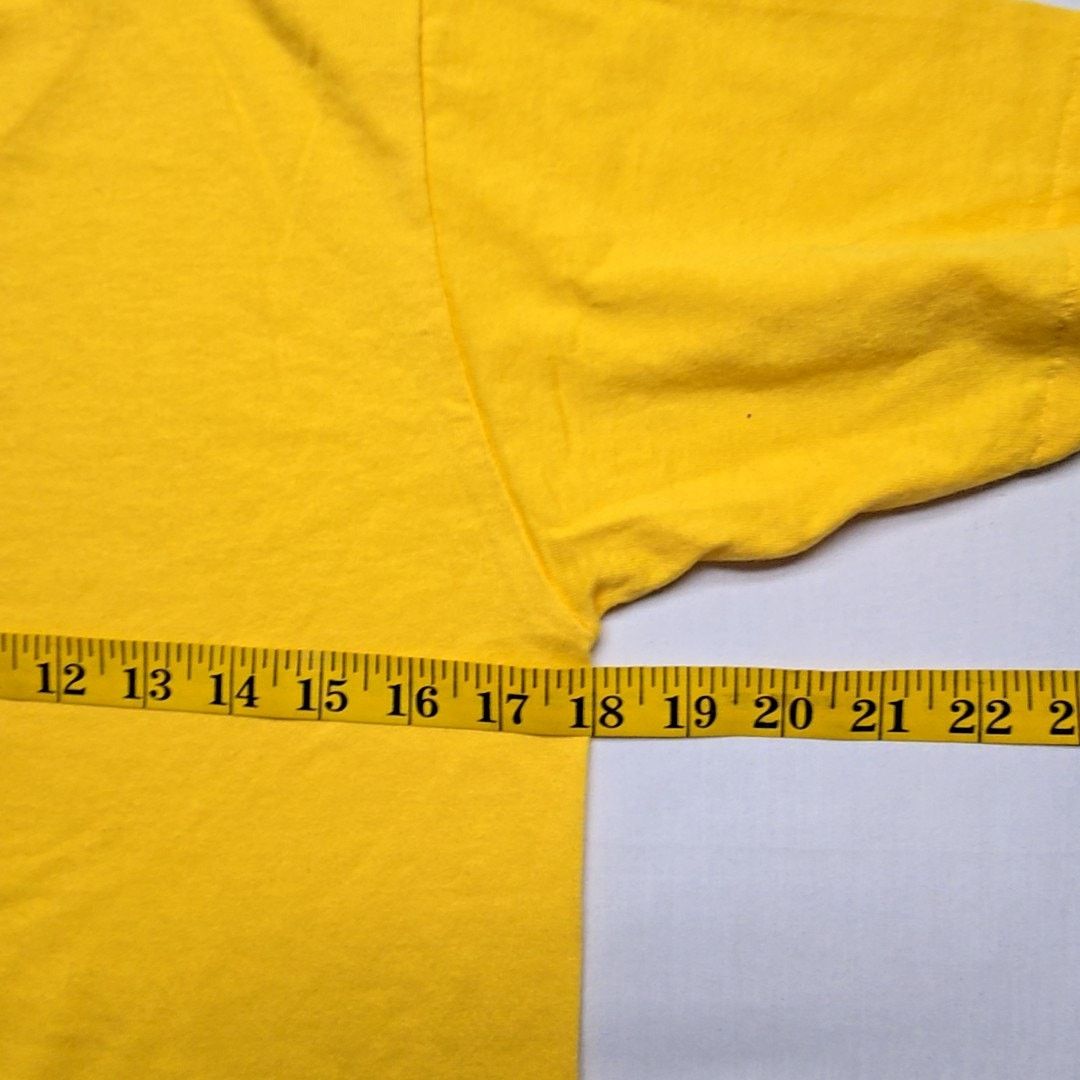 Jerzees Vintage Montana Graphic Yellow Mountain Small Shirt 90s VTG Size S / US 4 / IT 40 - 6 Thumbnail