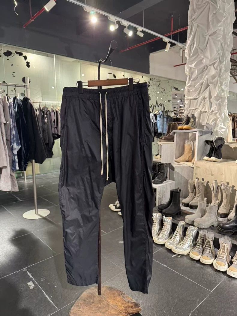 Rick Owens Rick Ownes size l pants 2503-Nextarrow Size US 28 / EU 44 - 1 Thumbnail