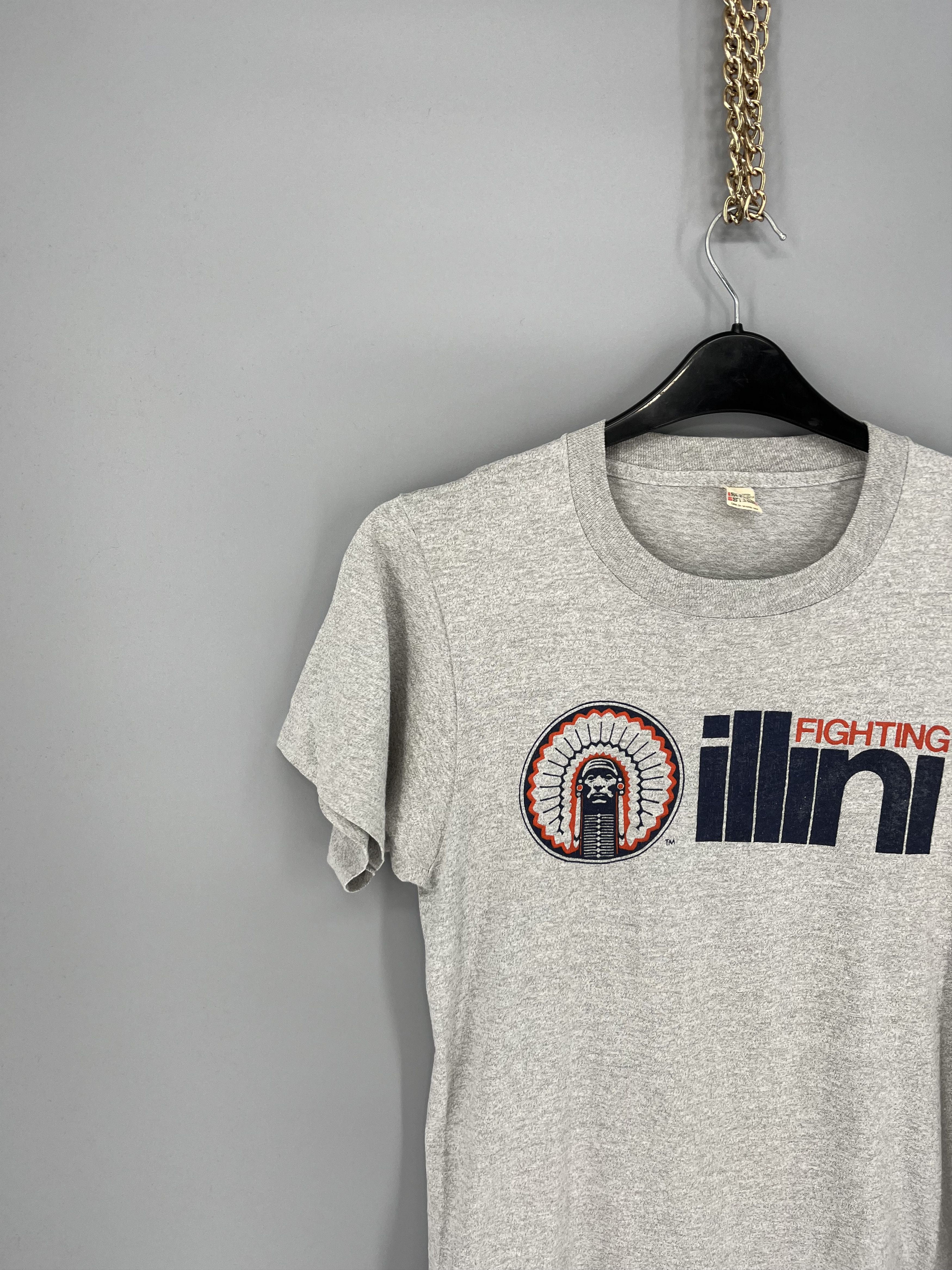 Vintage Vintage 90s University Of Illinois Fighting Illini Chief Size US M / EU 48-50 / 2 - 5 Thumbnail