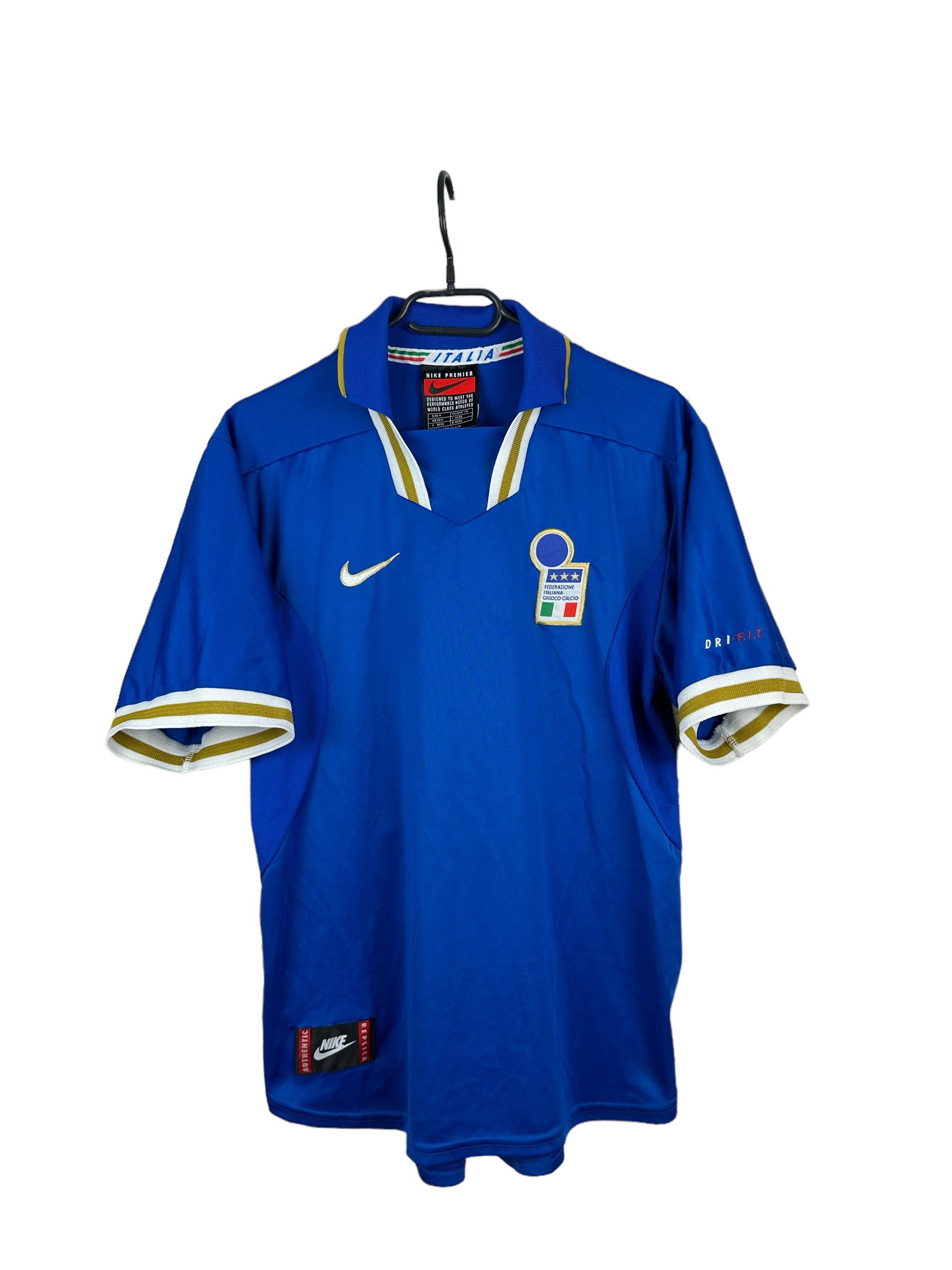 Italy Home football shirt 1996 Soccer Nike Jersey Rare