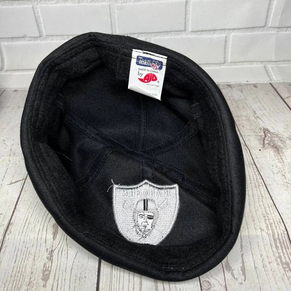 Vintage Cuffed Las Vegas Raiders S/M 7 1/4-7 3/8 Fitted Hat Beanie Size ONE SIZE - 3 Thumbnail