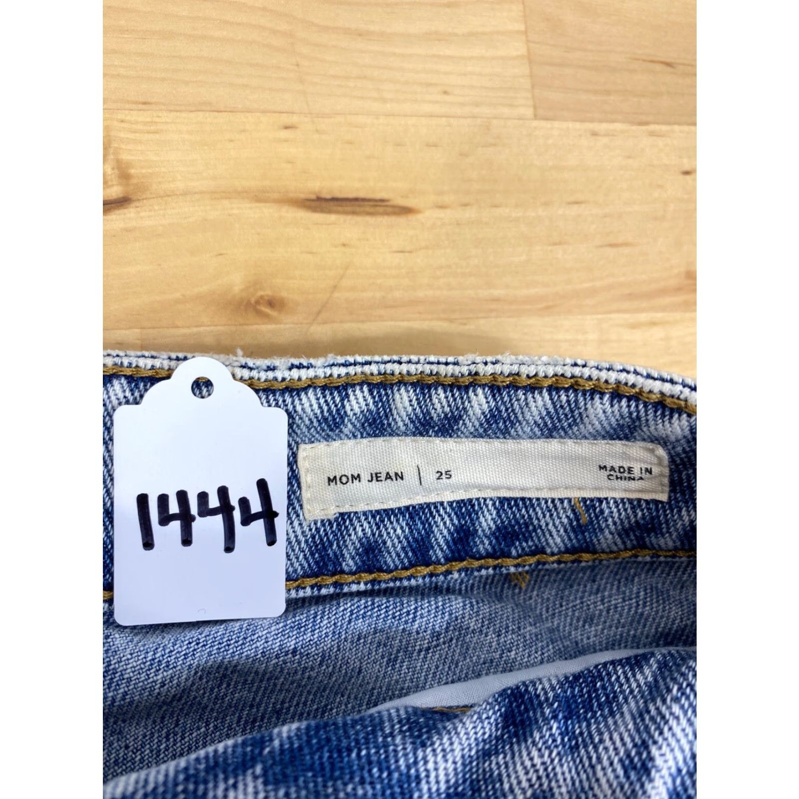 Pacsun Pacsun Womens Denim Jeans Mom Jean Size 25 Blue Jeans PacSun Womens Size 25 Mom Denim Jeans Zipper Pockets Regular Size 42" / US 20 - 4 Thumbnail
