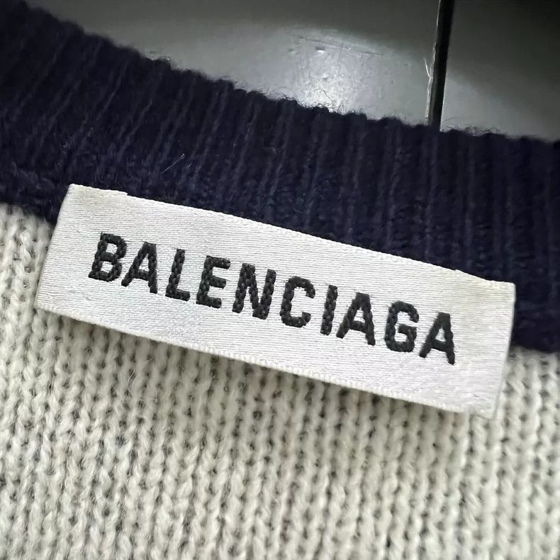 Balenciaga Balenciaga Bullet screen logo all-printed knitwear Size US L / EU 52-54 / 3 - 3 Thumbnail