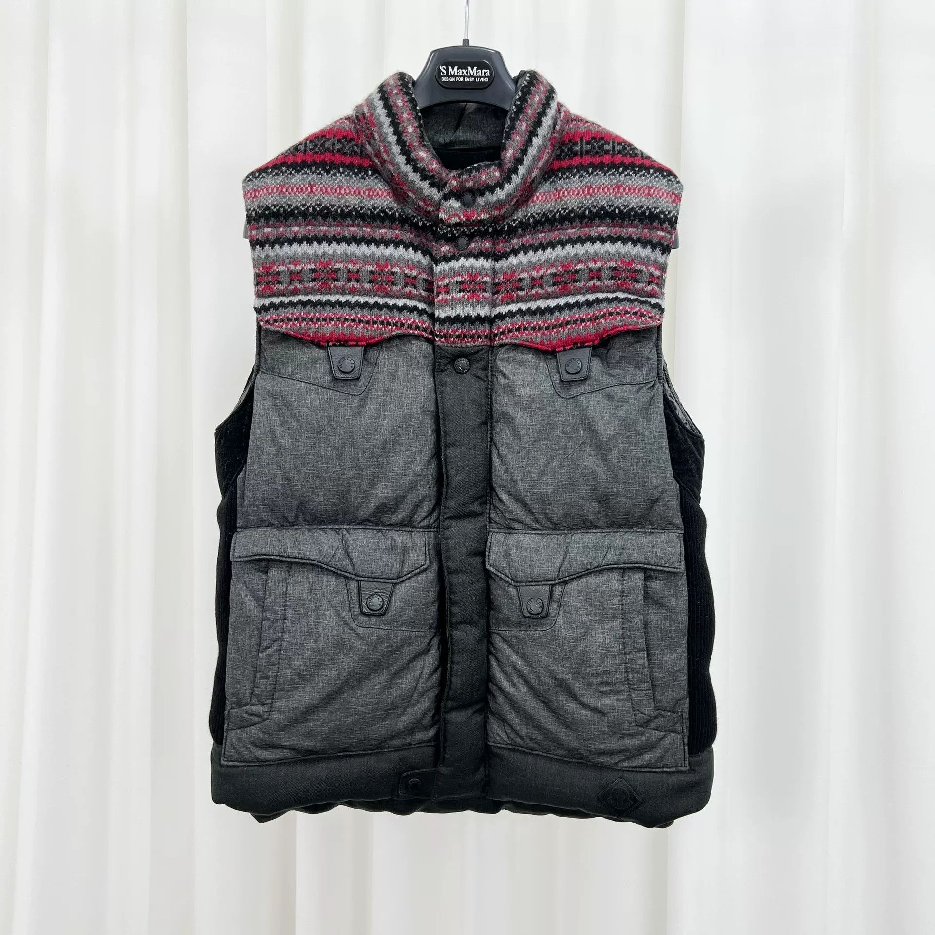 Moncler Moncler Quilted Down Vest with Striped Collar Size US M / EU 48-50 / 2 - 1 Thumbnail