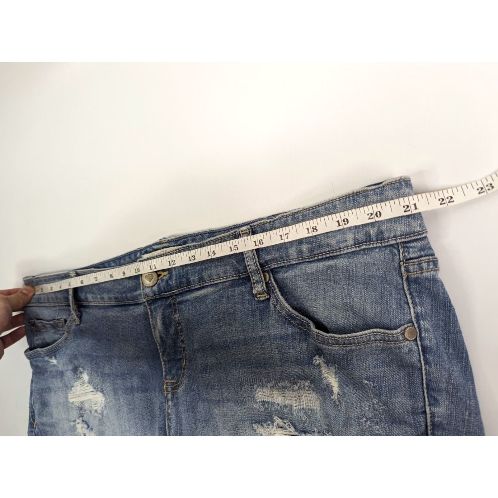 Torrid Torrid Bermuda Shorts Denim Cotton Stretch Plus 18 Blue Women Casual Summer Size 40" / US 18 - 5 Thumbnail