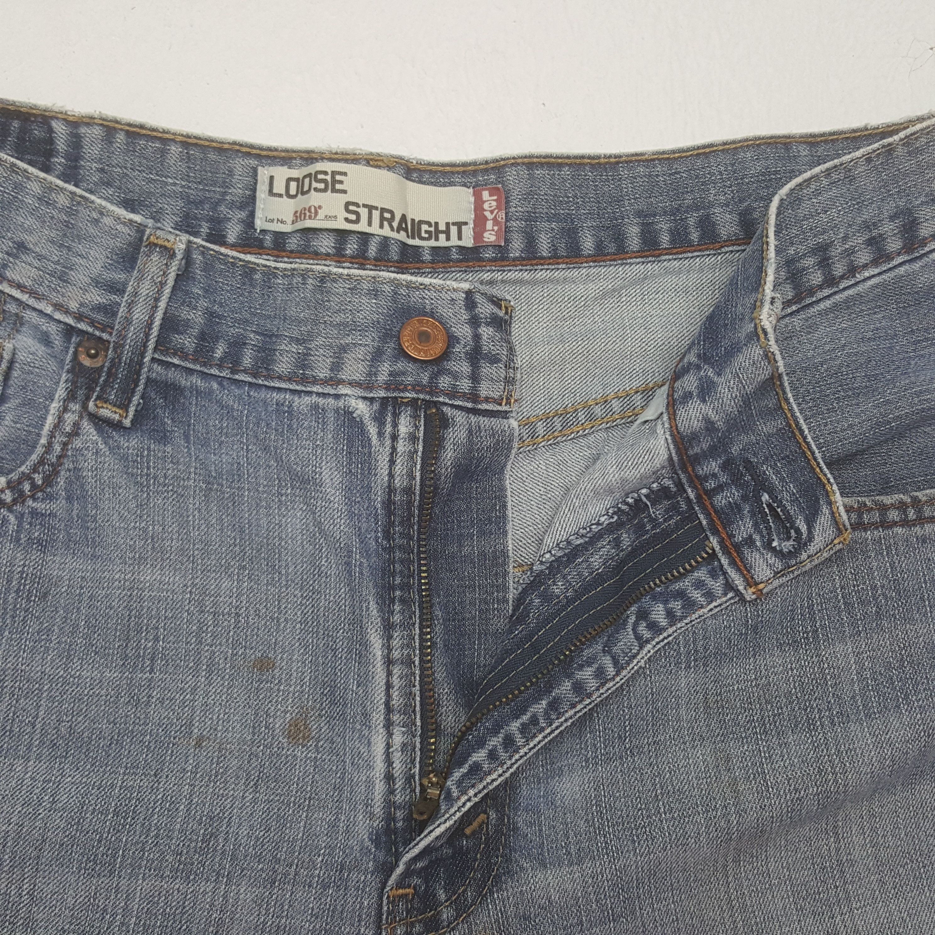 Levi's × Vintage Vintage Levi's 569 American Distressed Short Denim Jorst Size US 35 - 9 Thumbnail