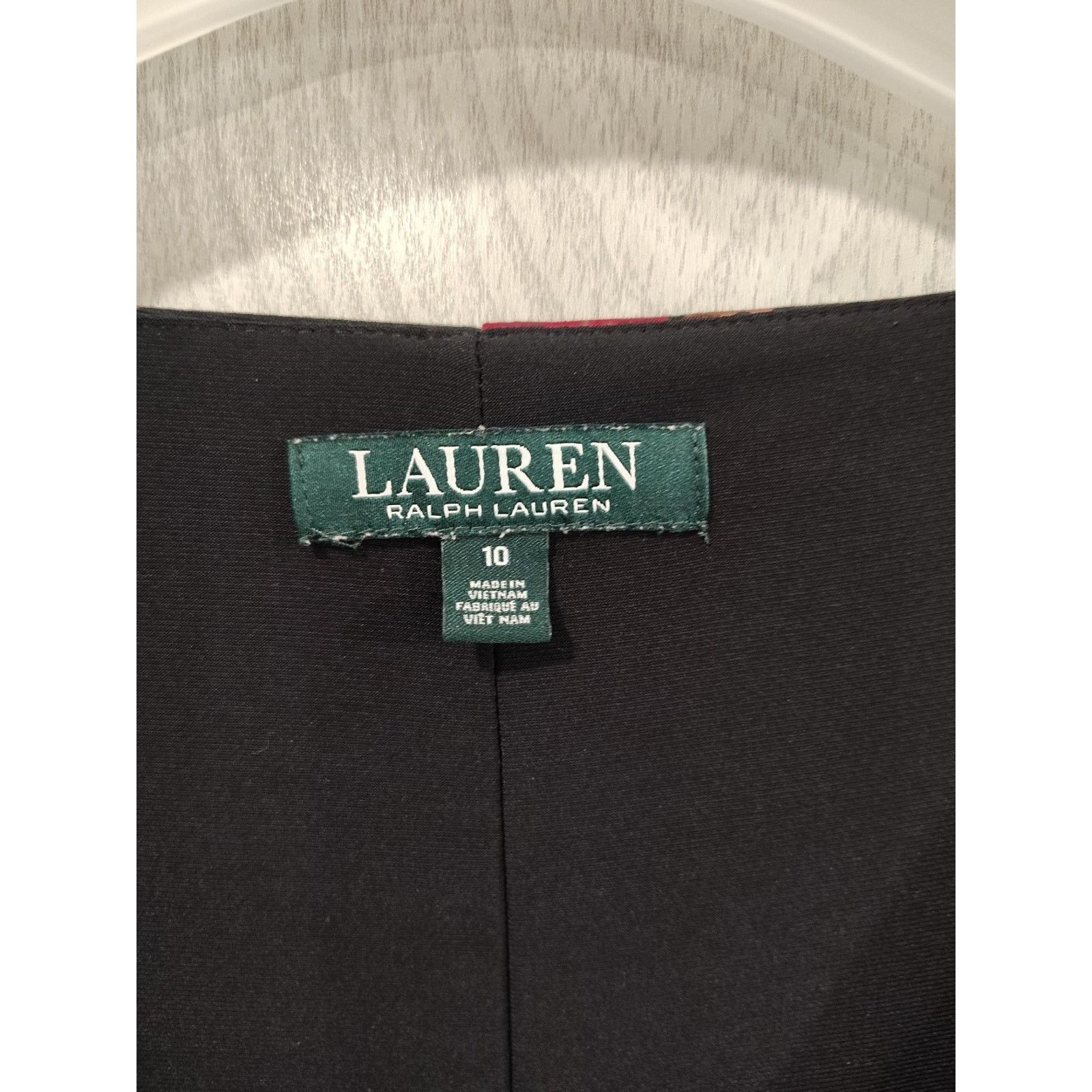 Lauren Ralph Lauren Women's Lauren Ralph Lauren Dark Floral Faux Wrap Size 10 Size L / US 10 / IT 46 - 3 Thumbnail