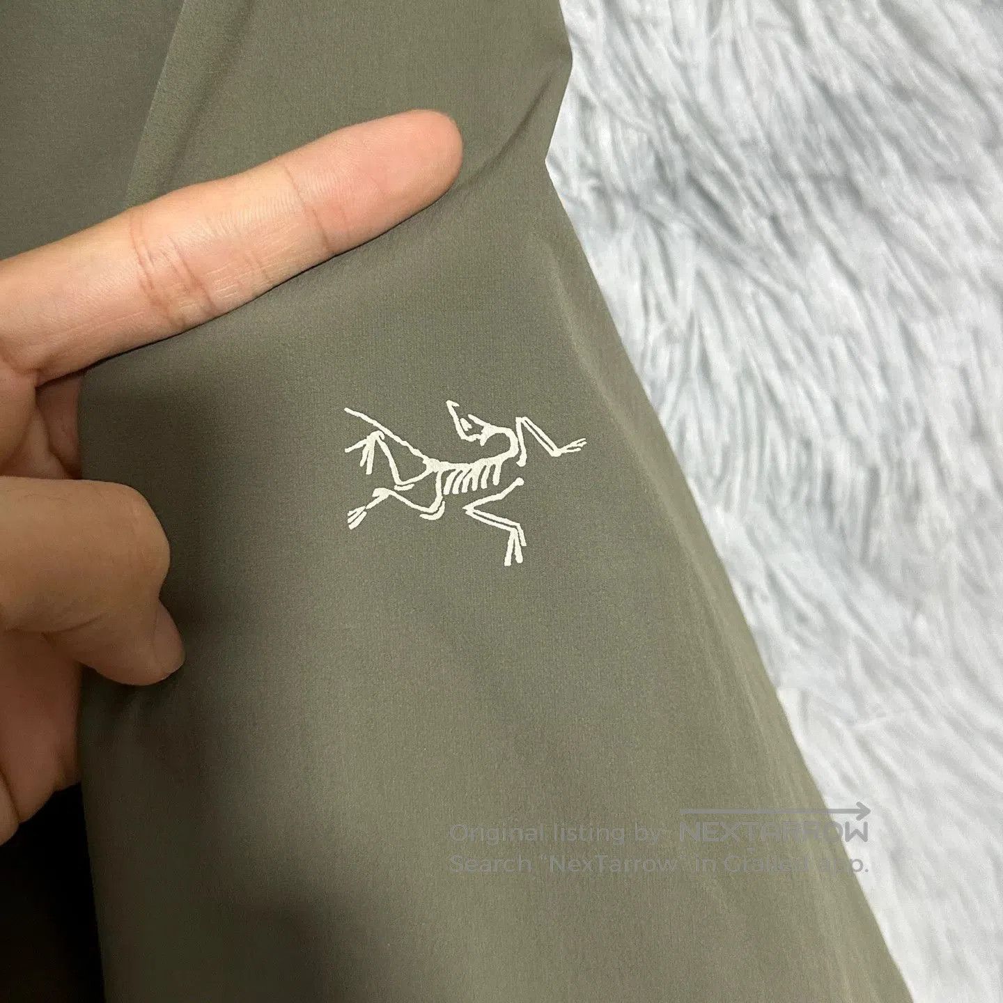 Arc'teryx Arcteryx Gamma Lightweight Hoody Jacket in Green. Size US L / EU 52-54 / 3 - 4 Thumbnail