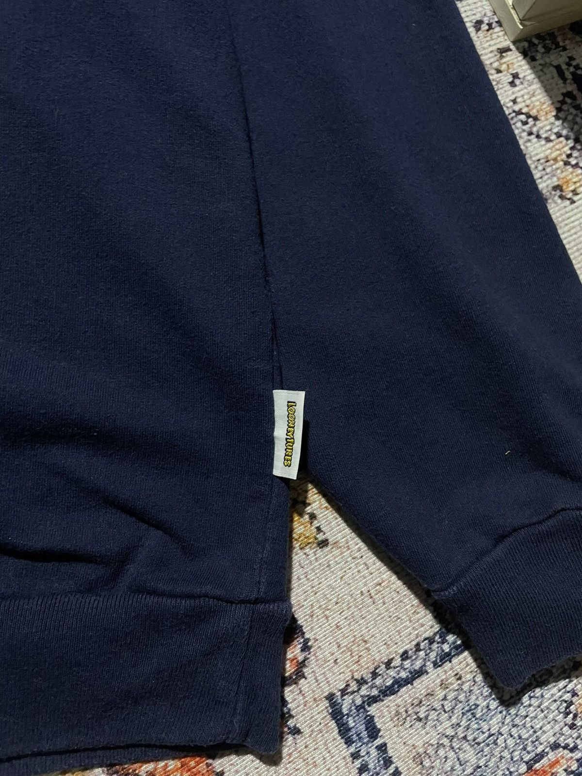 Other Crewneck ⓒ2000 looney Tunes Size US M / EU 48-50 / 2 - 4 Thumbnail