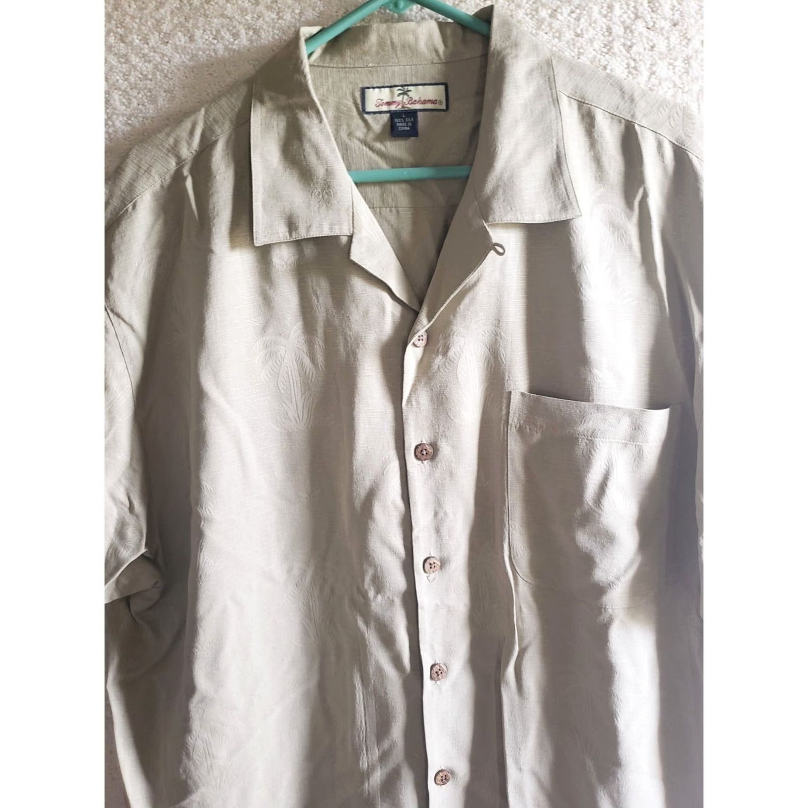 Tommy Bahama Tommy Bahama Shirt Mens L Silk Button-Down Short Sleeve Green 100% Silk Casual Beach Tropical Hawaii Size US L / EU 52-54 / 3 - 3 Thumbnail