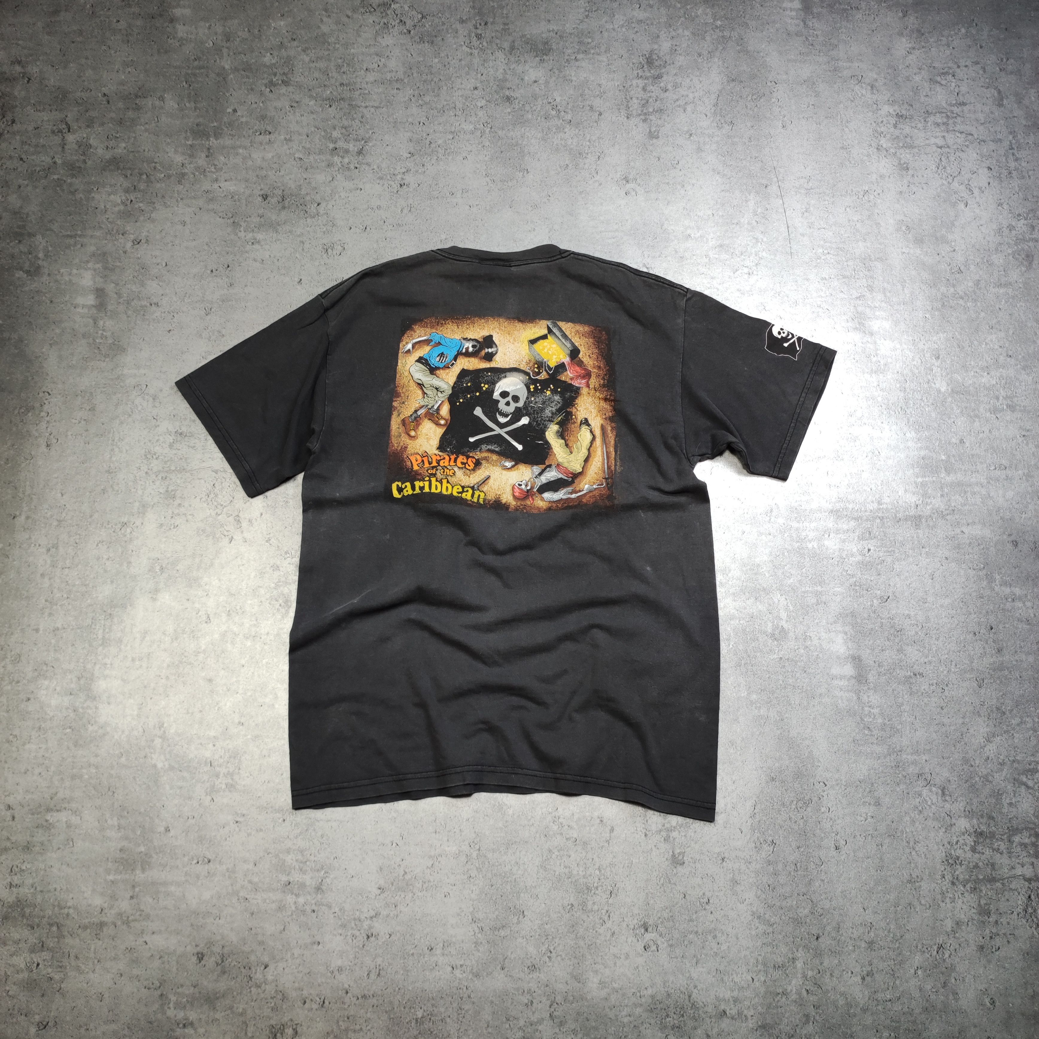 Disney × Vintage RARE Pirates of the Caribbean Vintage Disneyland Washed Tee Size US L / EU 52-54 / 3 - 2 Thumbnail